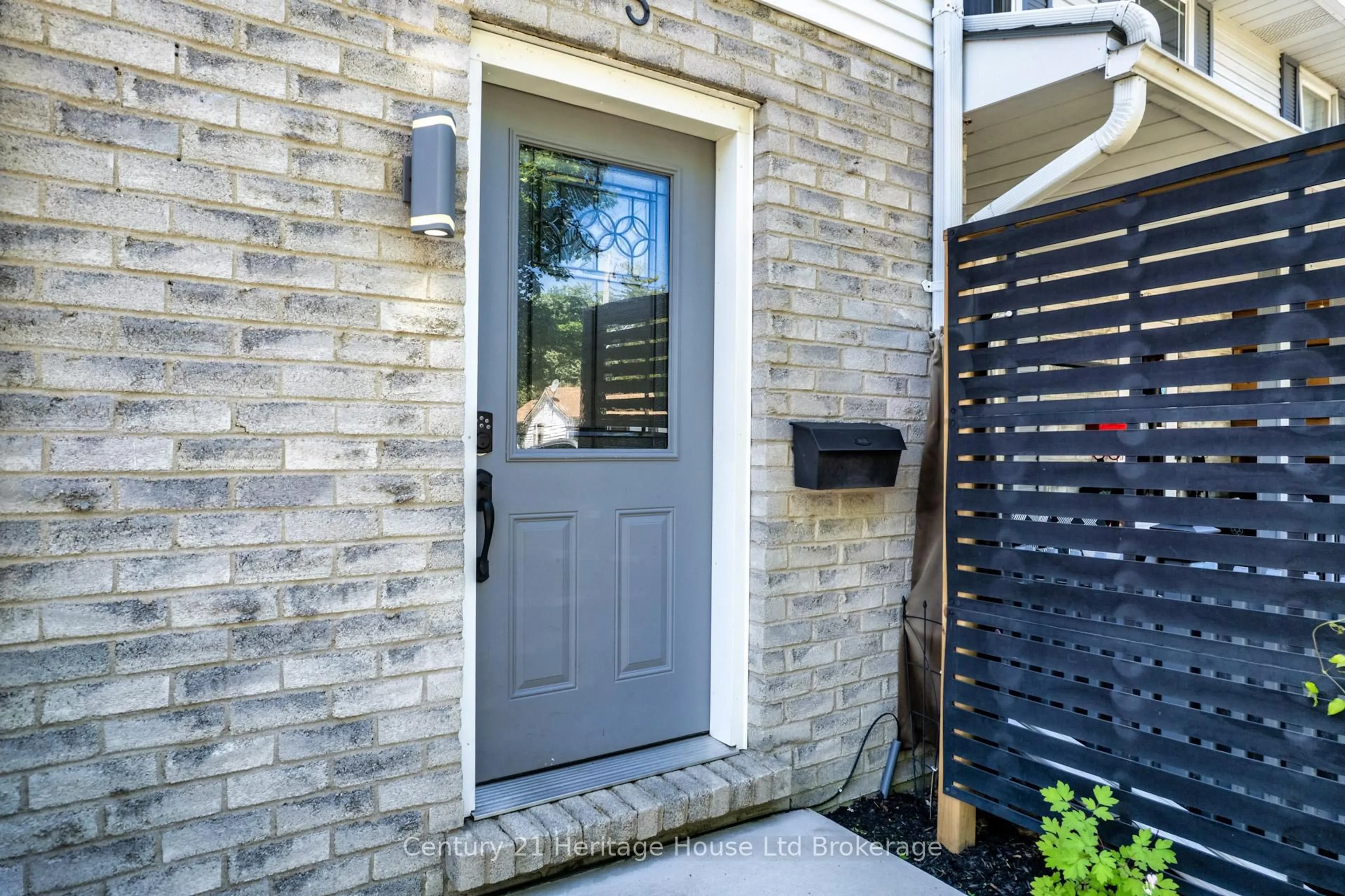 Home with brick exterior material, street for 35 Blandford St #3, Woodstock Ontario N4S 7H7