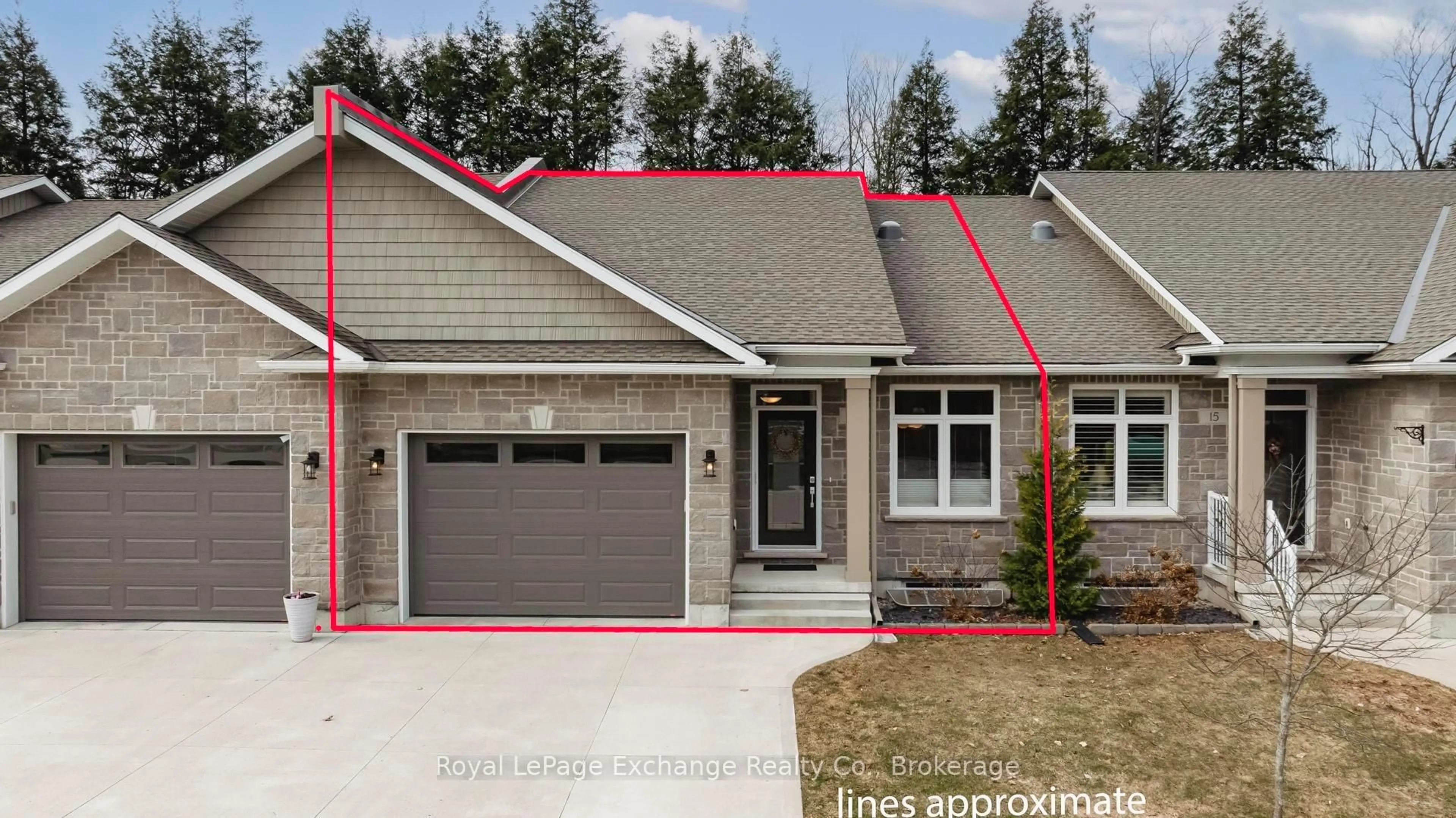 Home with vinyl exterior material, street for 552 Durham St #14, Kincardine Ontario N2Z 0G5