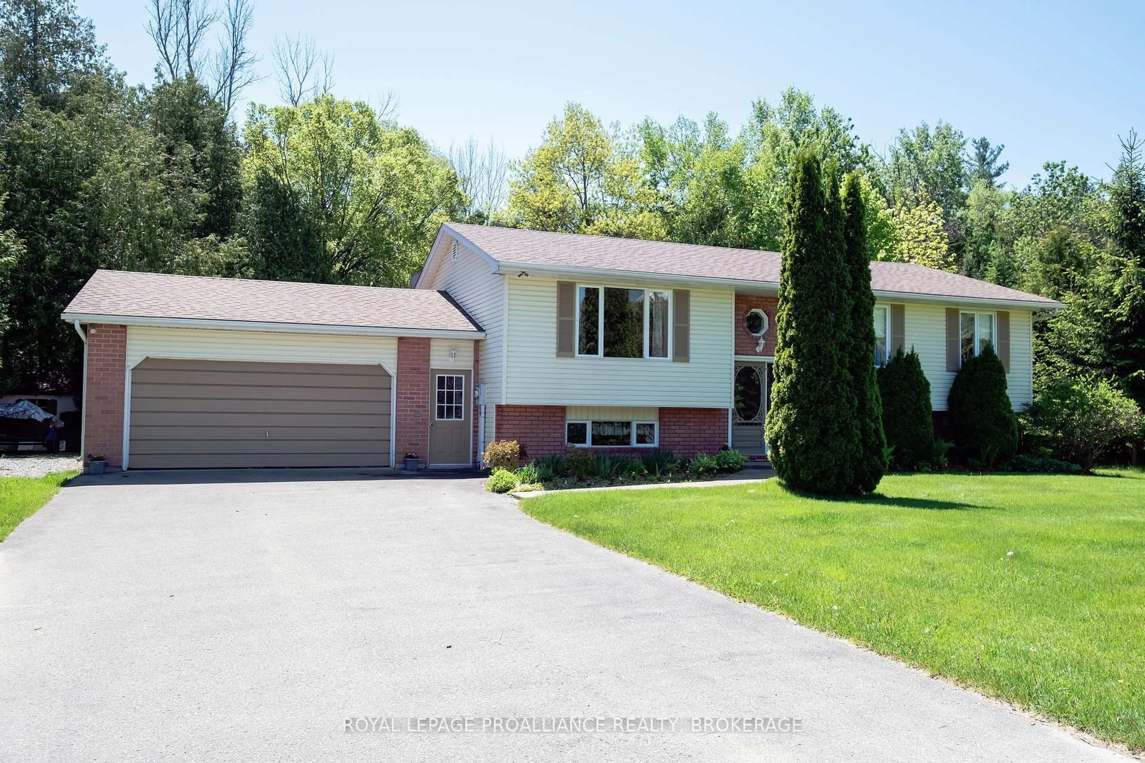 Home with vinyl exterior material, street for 337 Barcovan Beach Rd, Quinte West Ontario K0K 1L0
