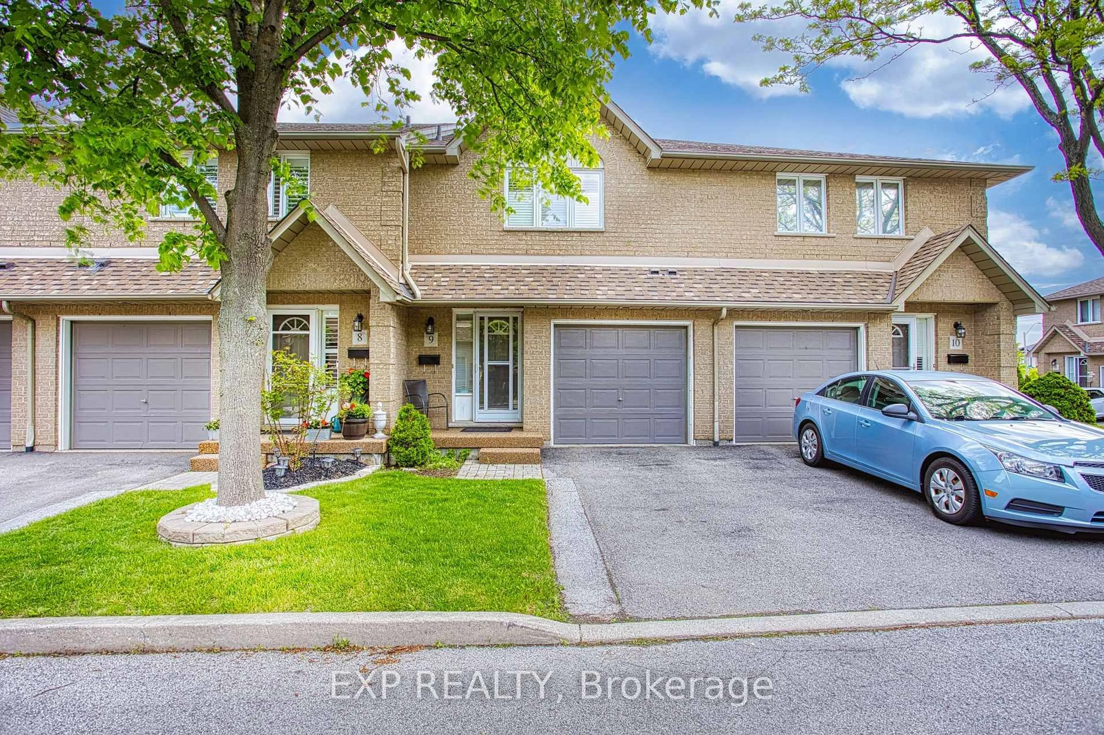 Unknown for 100 Vineberg Dr #9, Hamilton Ontario L8W 3X4