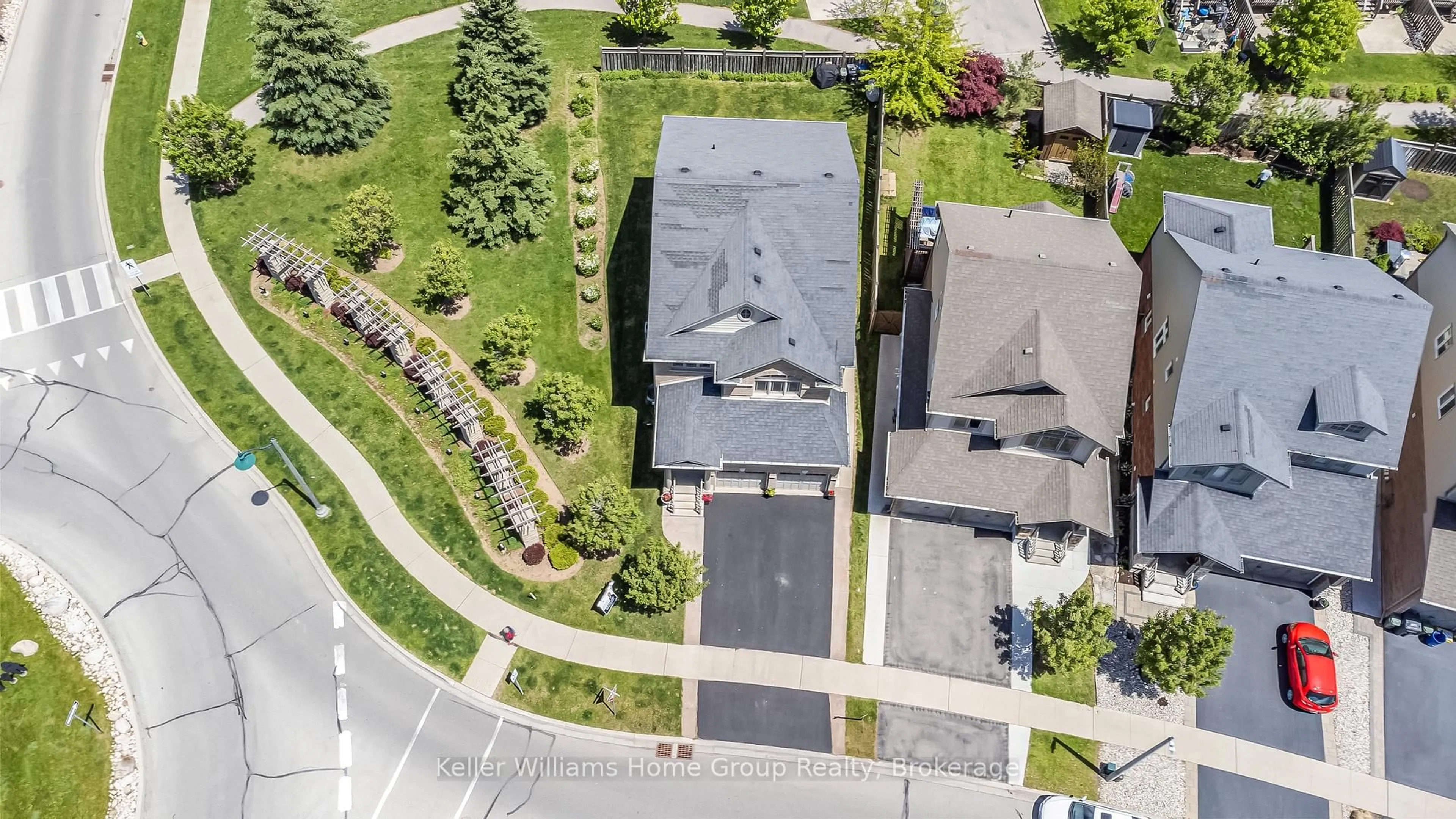 A pic from outside/outdoor area/front of a property/back of a property/a pic from drone, street for 271 Goodwin Dr, Guelph Ontario N1L 1C3