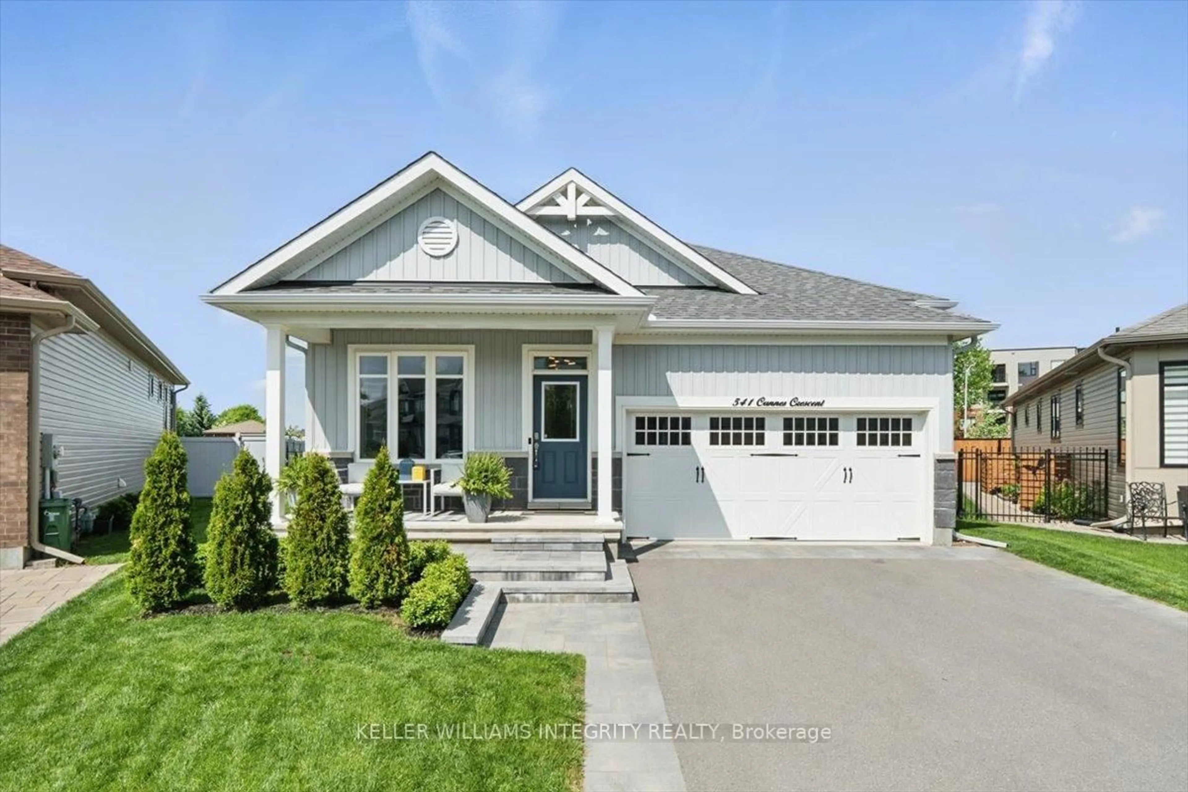 Home with vinyl exterior material, street for 541 Cannes Cres, Orleans Ontario K4A 5J6
