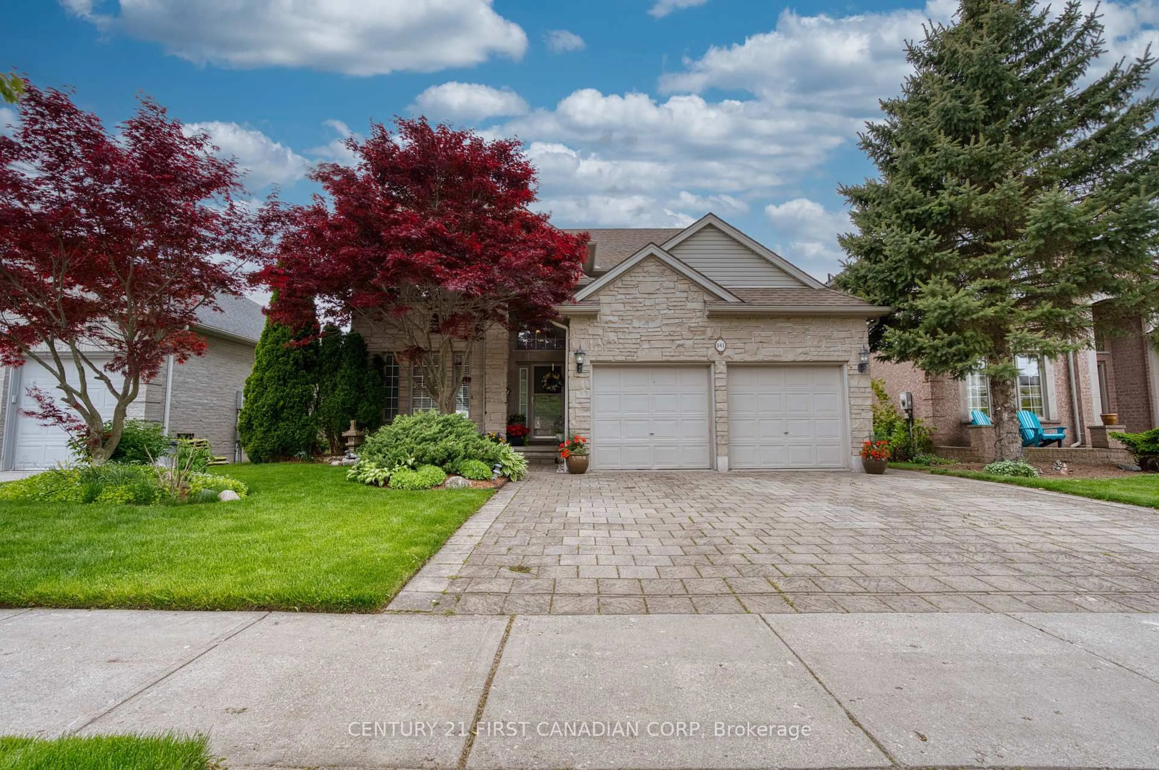 Unknown for 941 Barclay Rd, London South Ontario N6K 4V4