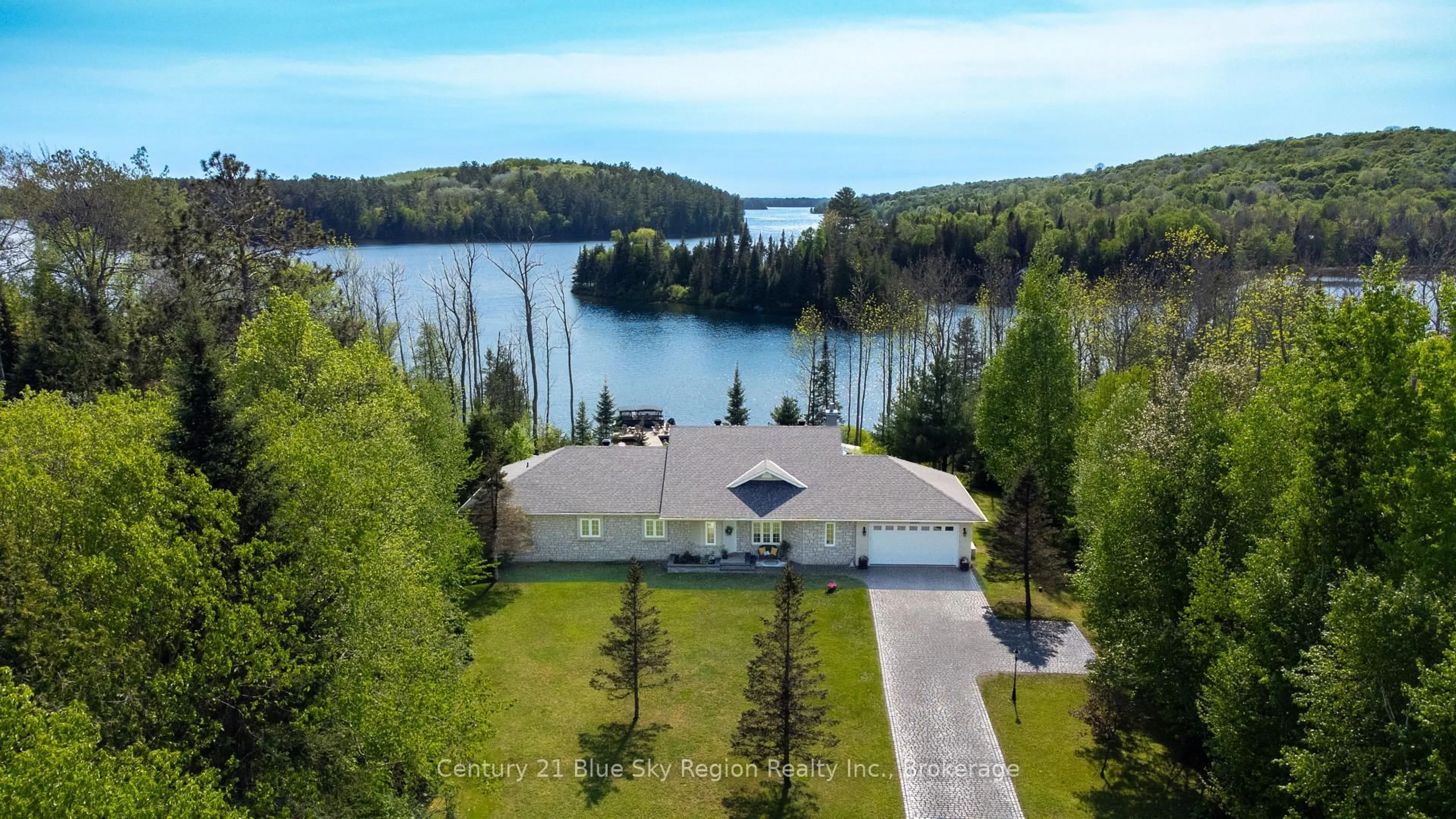 A pic from outside/outdoor area/front of a property/back of a property/a pic from drone, water/lake/river/ocean view for 2295 Northshore Rd, North Bay Ontario P1B 8G4