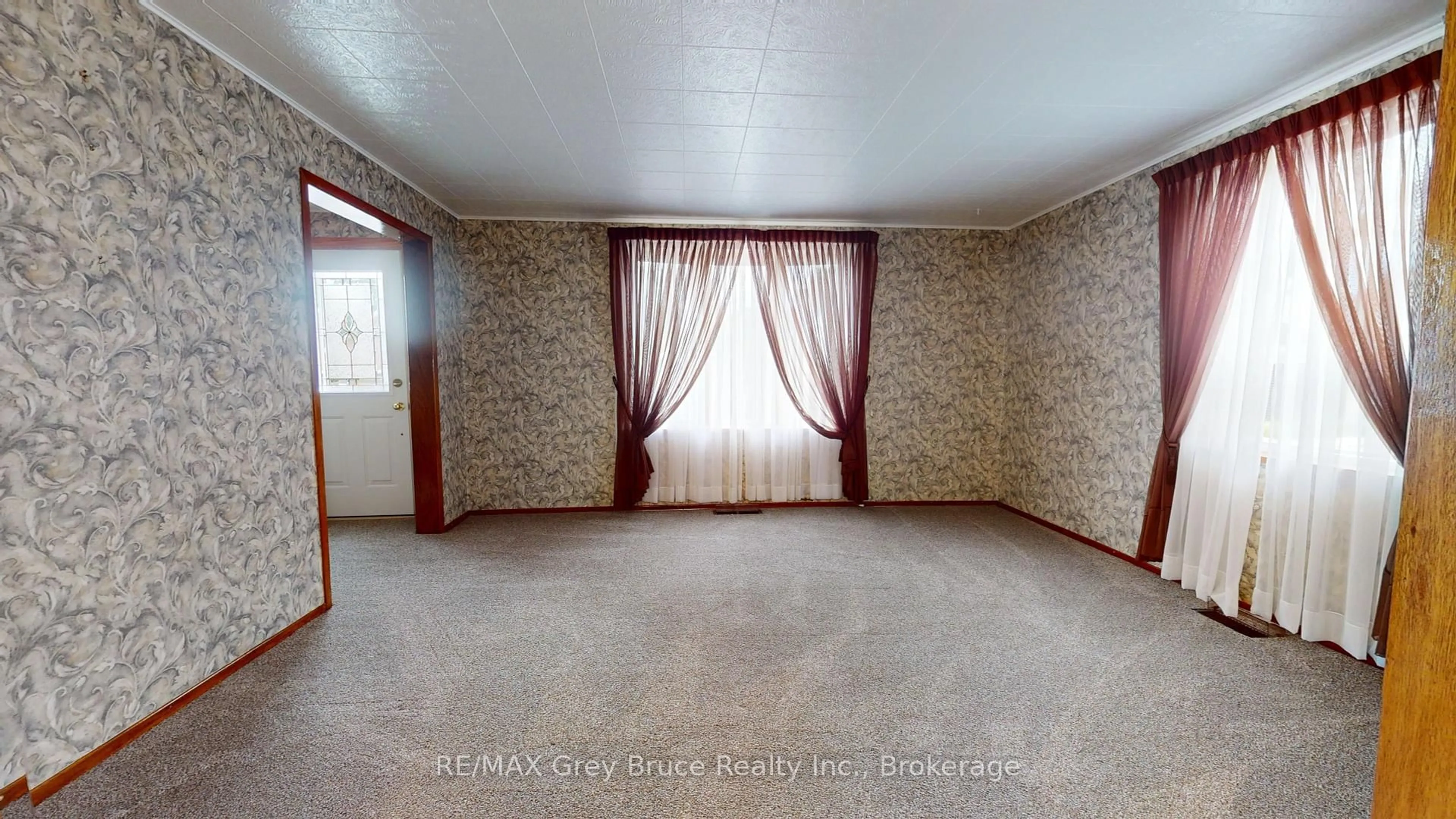 A pic of a room for 76 5th St, Arran-Elderslie Ontario N0G 1L0