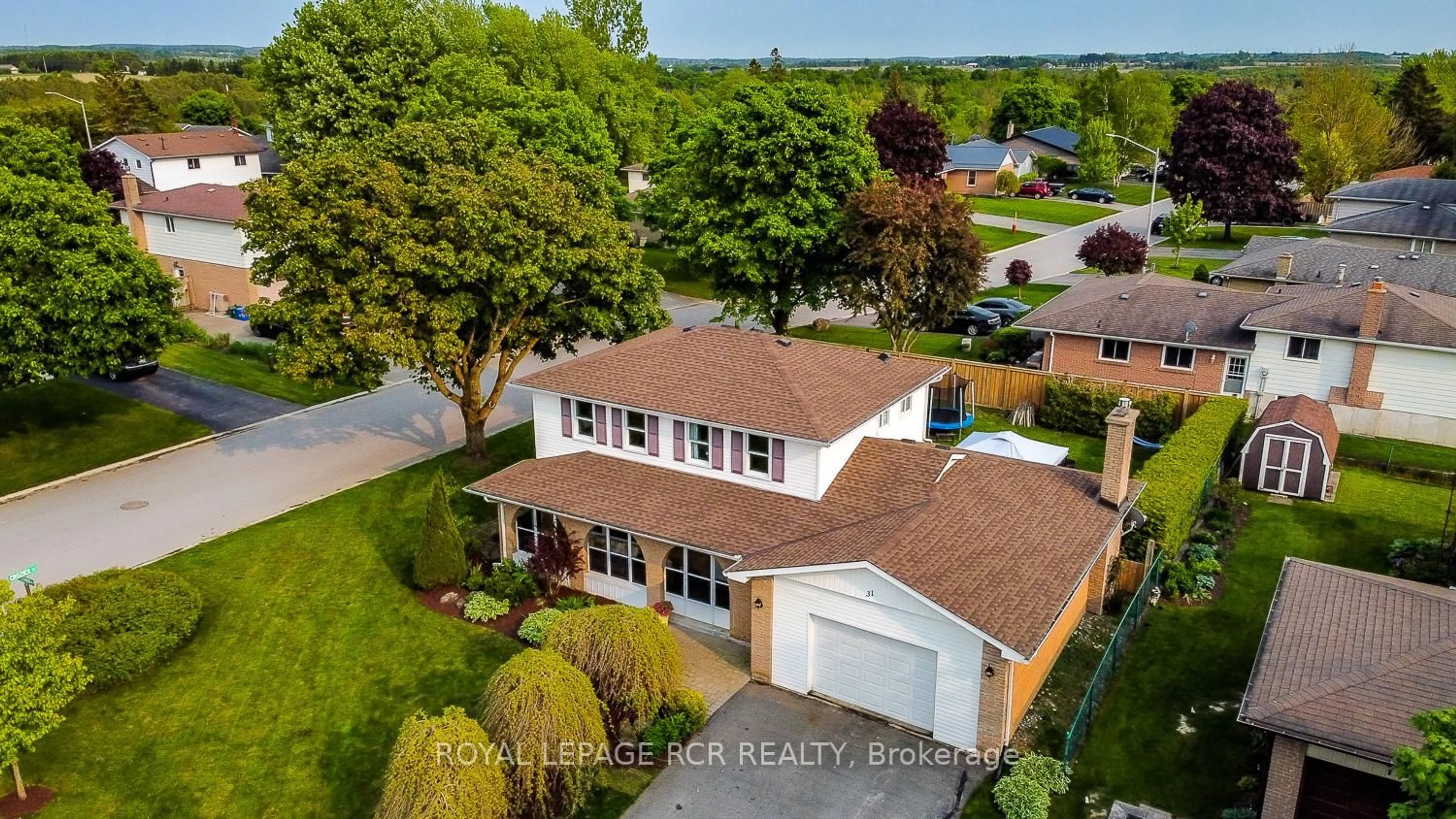A pic from outside/outdoor area/front of a property/back of a property/a pic from drone, street for 31 Luther Rd, East Luther Grand Valley Ontario L9W 5R1