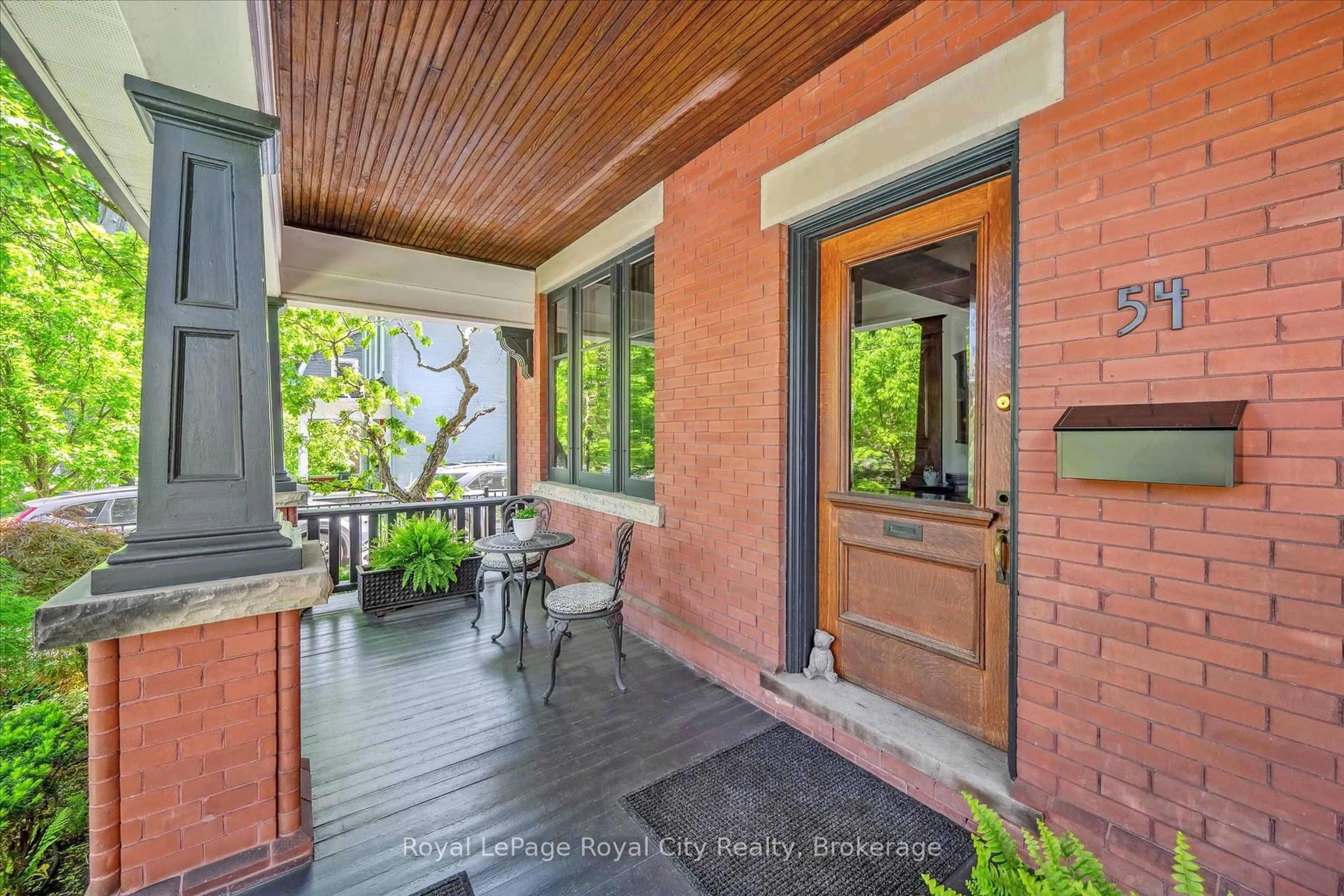 Patio, unknown for 54 Clinton St, Guelph Ontario N1H 5G5