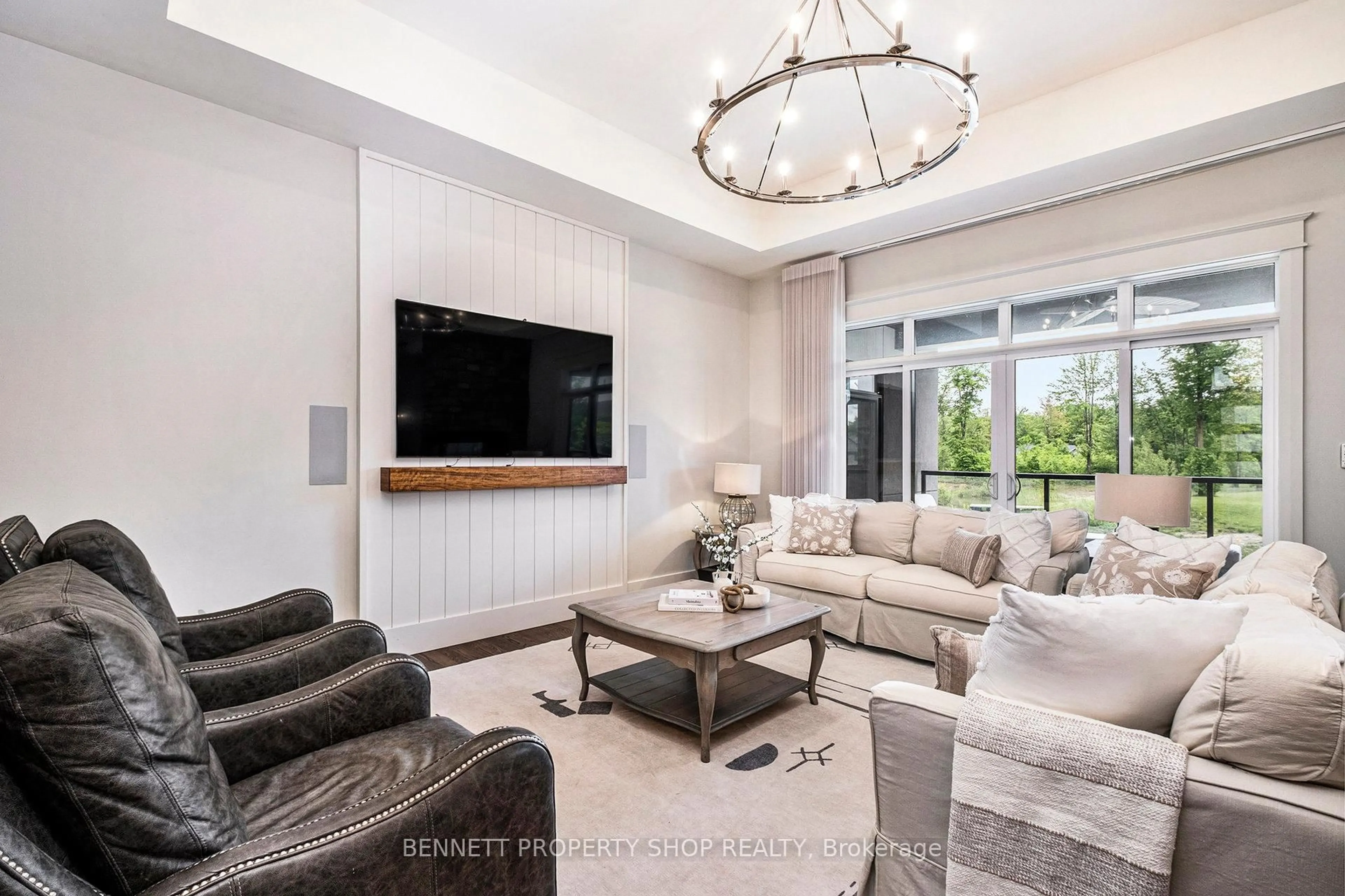 Living room with furniture, unknown for 396 Shoreway Dr, Greely Ontario K4P 0G2