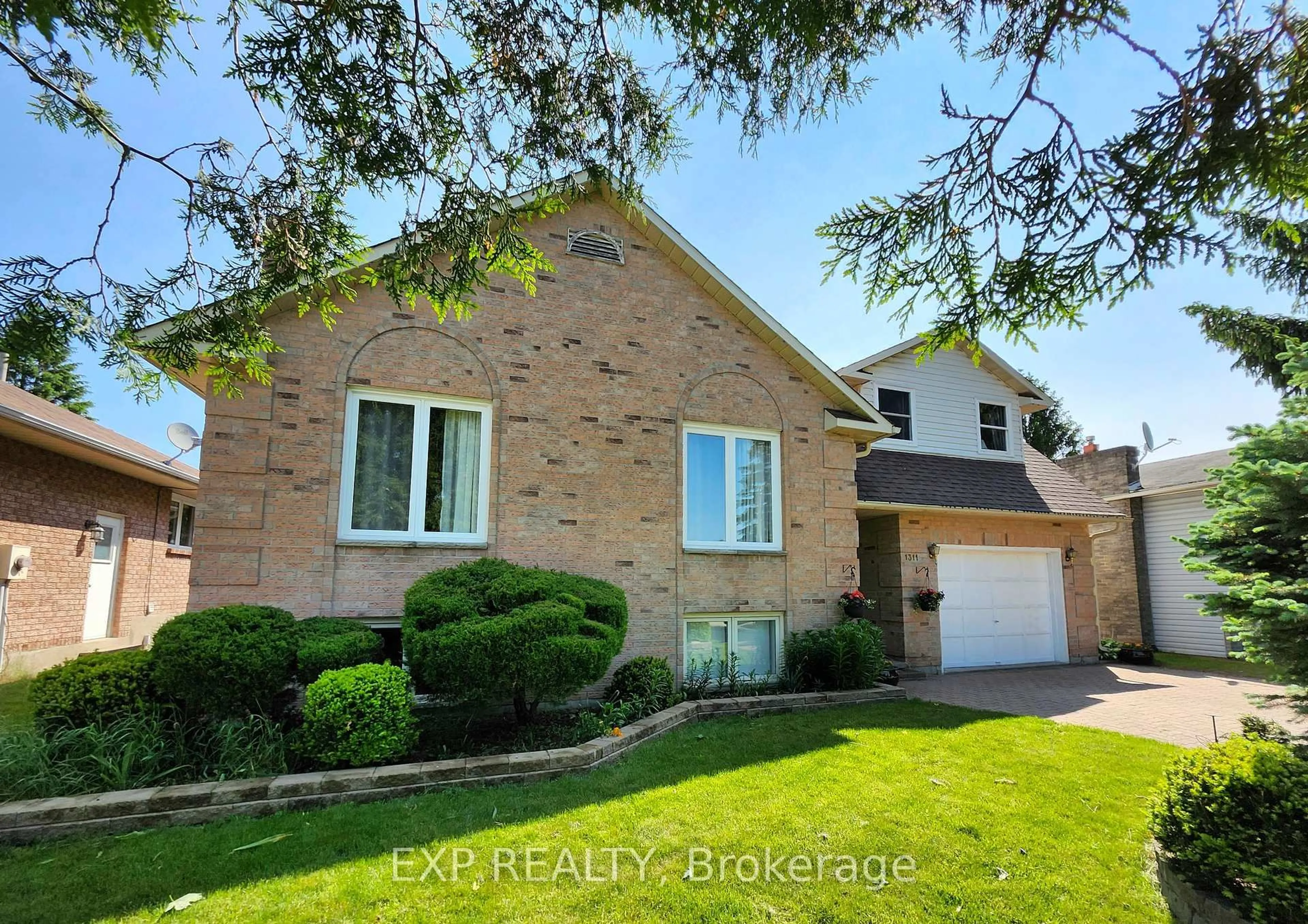 Home with brick exterior material, street for 1311 Cuthbertson Ave, Brockville Ontario K6V 6Y2