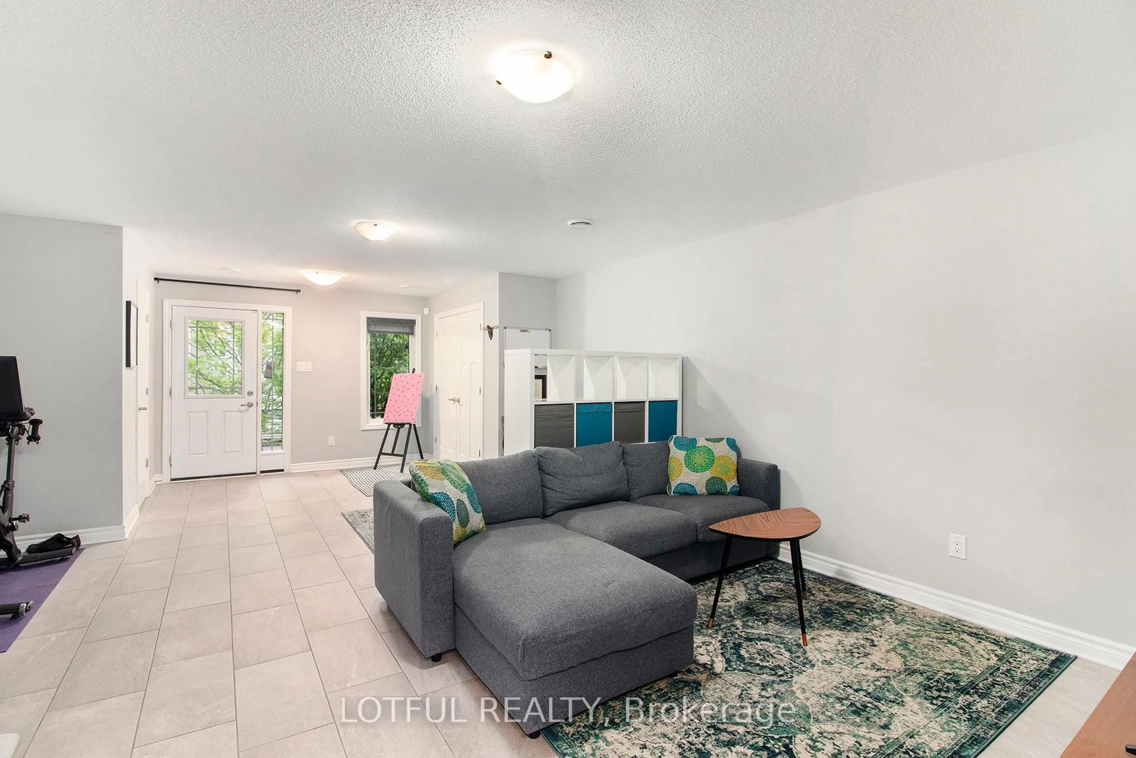 Living room with furniture, unknown for 122 Matador Private N/A, Ottawa Ontario K1K 2V7
