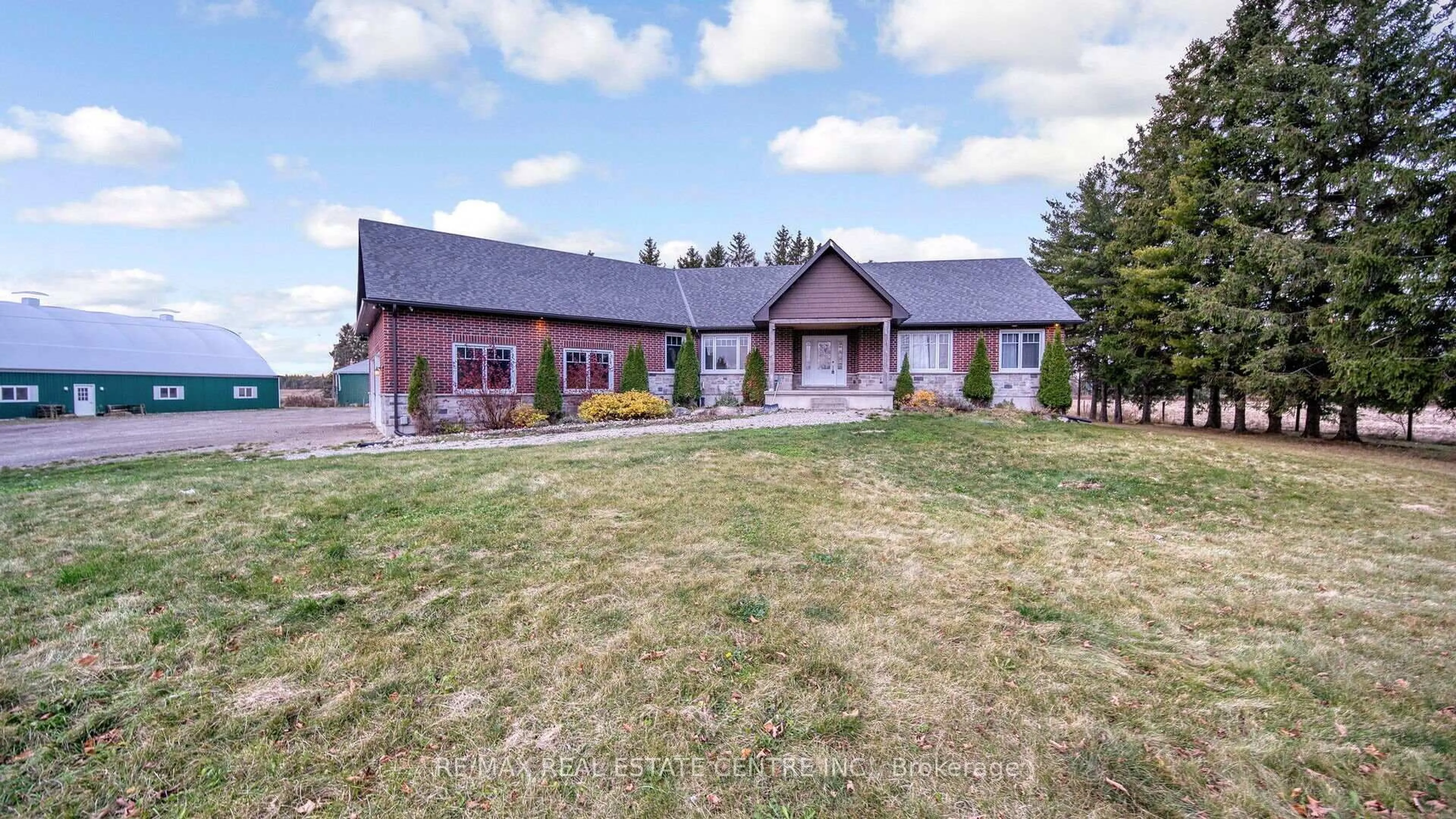 A pic from outside/outdoor area/front of a property/back of a property/a pic from drone, unknown for 294288 8th Line, Amaranth Ontario L9W 0J8