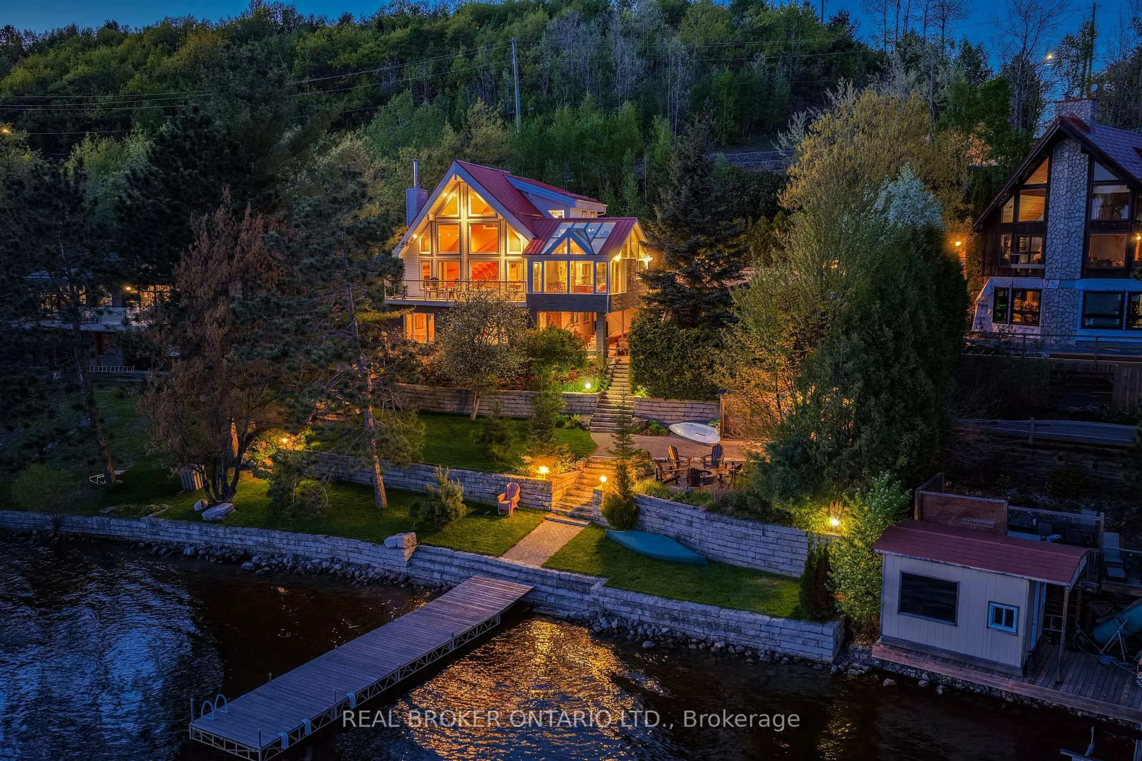 A pic from outside/outdoor area/front of a property/back of a property/a pic from drone, water/lake/river/ocean view for 2163 Sunnyside Rd, Greater Sudbury Ontario P3G 1H8