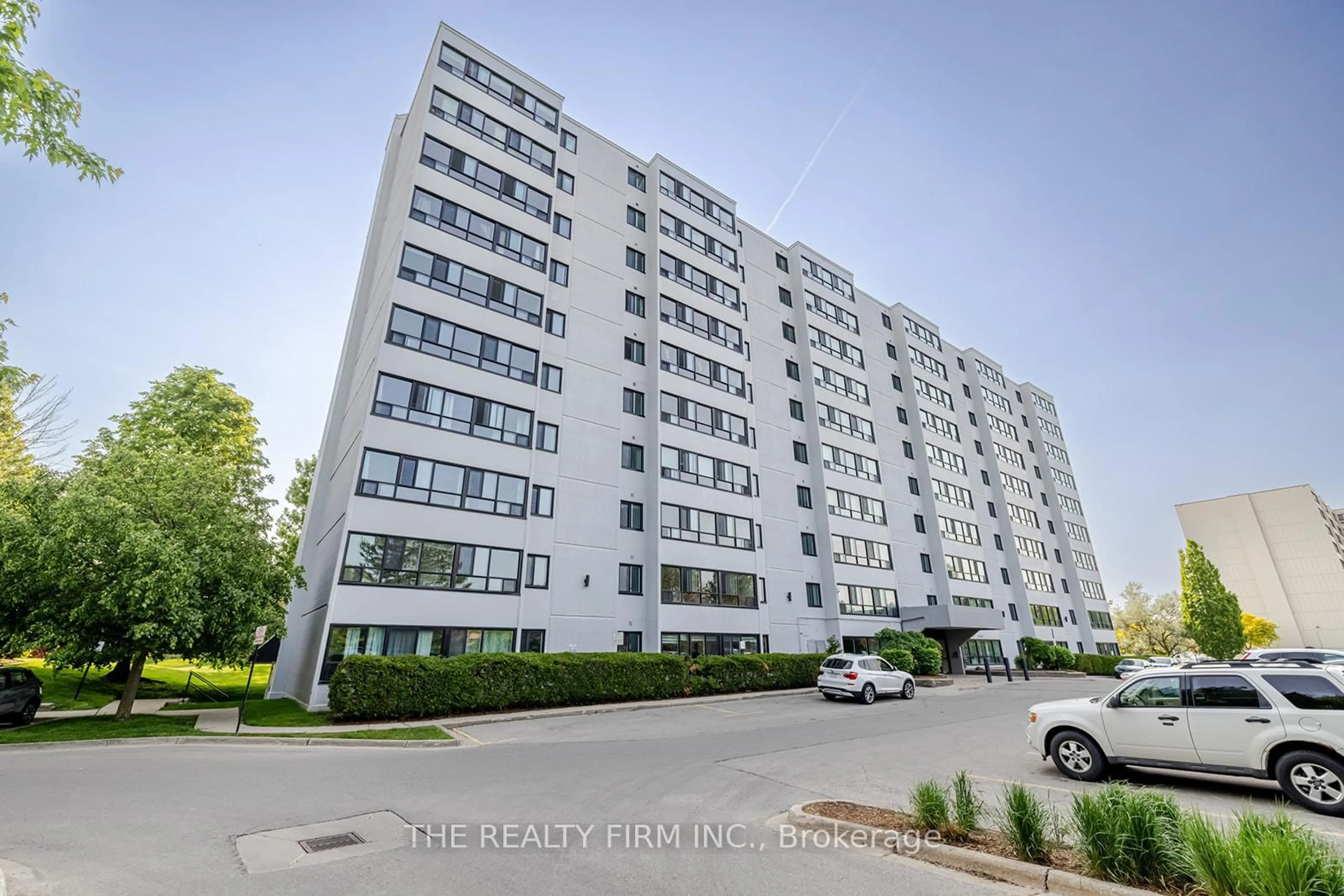 Unknown for 600 Grenfell Dr #301, London North Ontario N5X 2R8