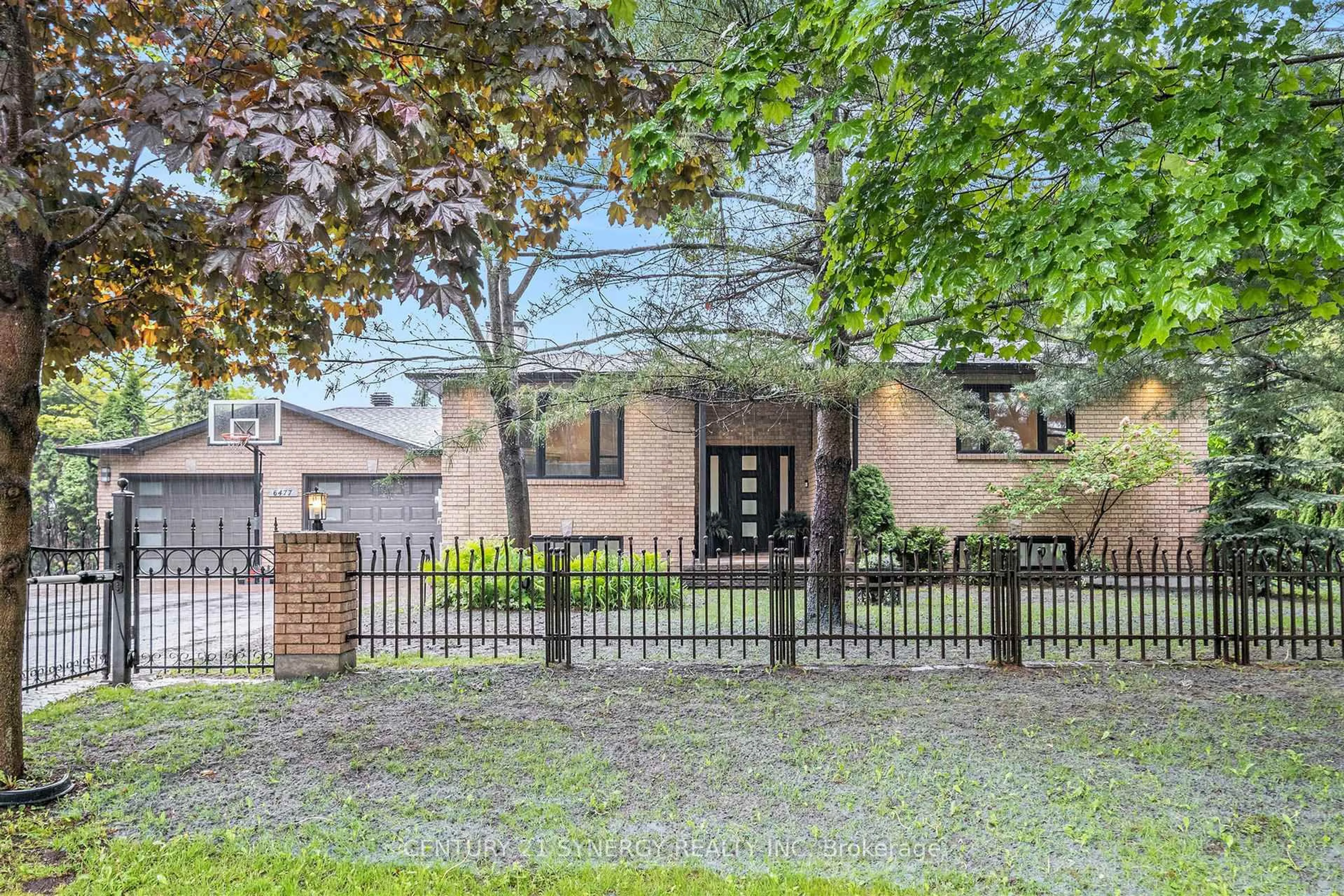 Home with brick exterior material, street for 6477 Wheatfield Cres, Greely Ontario K4P 1E8