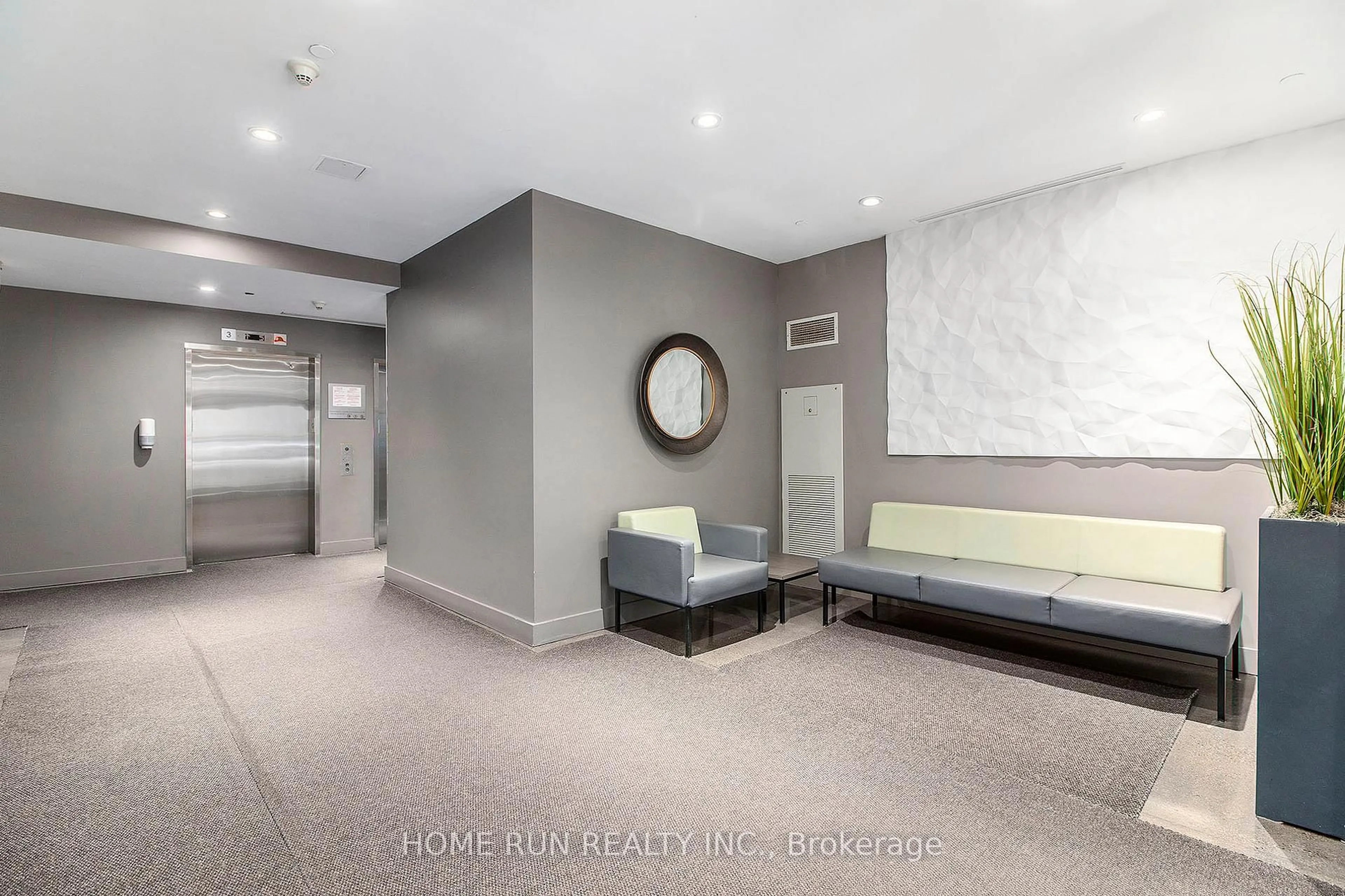 Unknown for 383 Cumberland St #202, Ottawa Ontario K1N 1J7