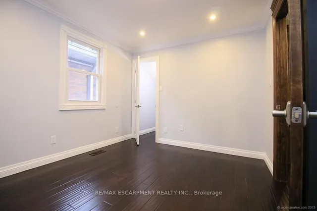 Additional property image - 71 Paisley Ave