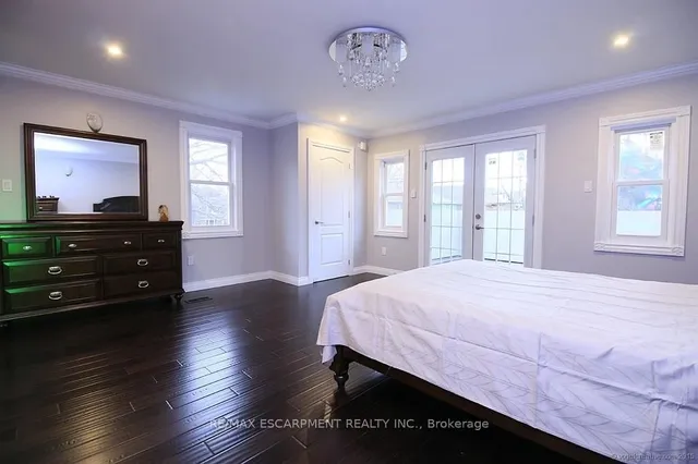 Additional property image - 71 Paisley Ave