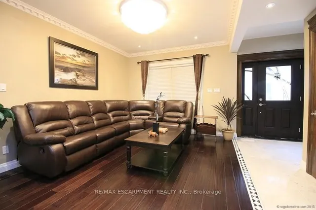 Additional property image - 71 Paisley Ave