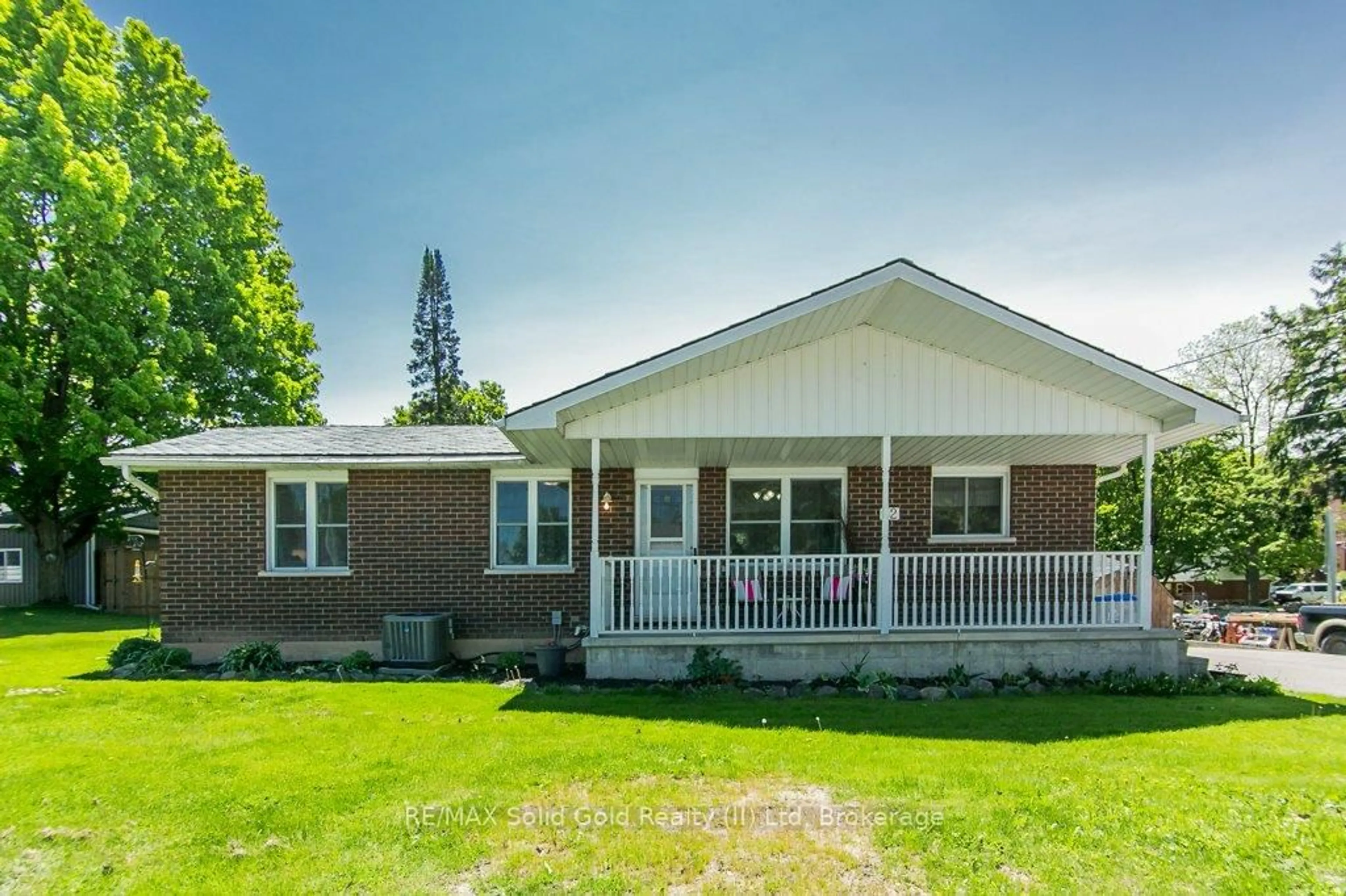 Unknown for 62 Queen St, Huron East Ontario N0G 1H0
