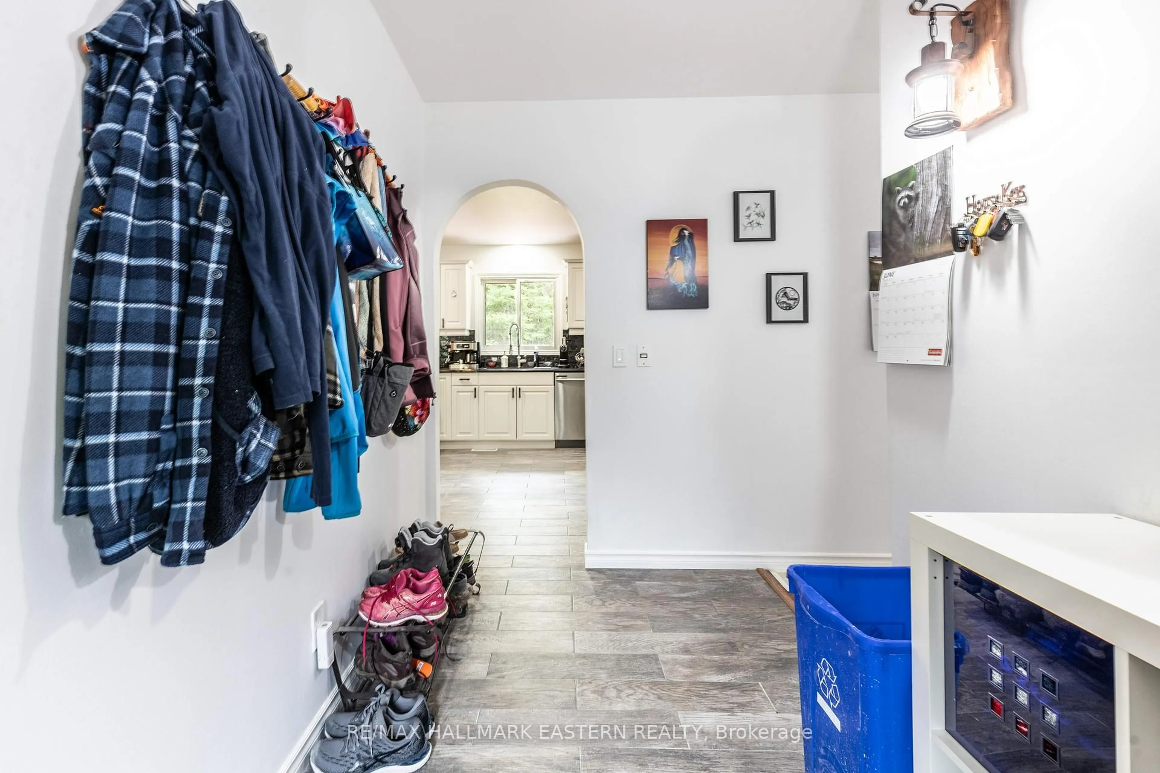 Laundry room for 7 Juniper Isle Rd, Kawartha Lakes Ontario K0M 1N0