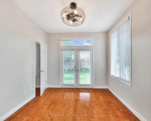 Additional property image - 929 Manorbrook Crt