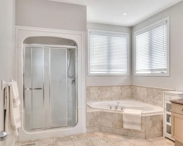 Additional property image - 929 Manorbrook Crt