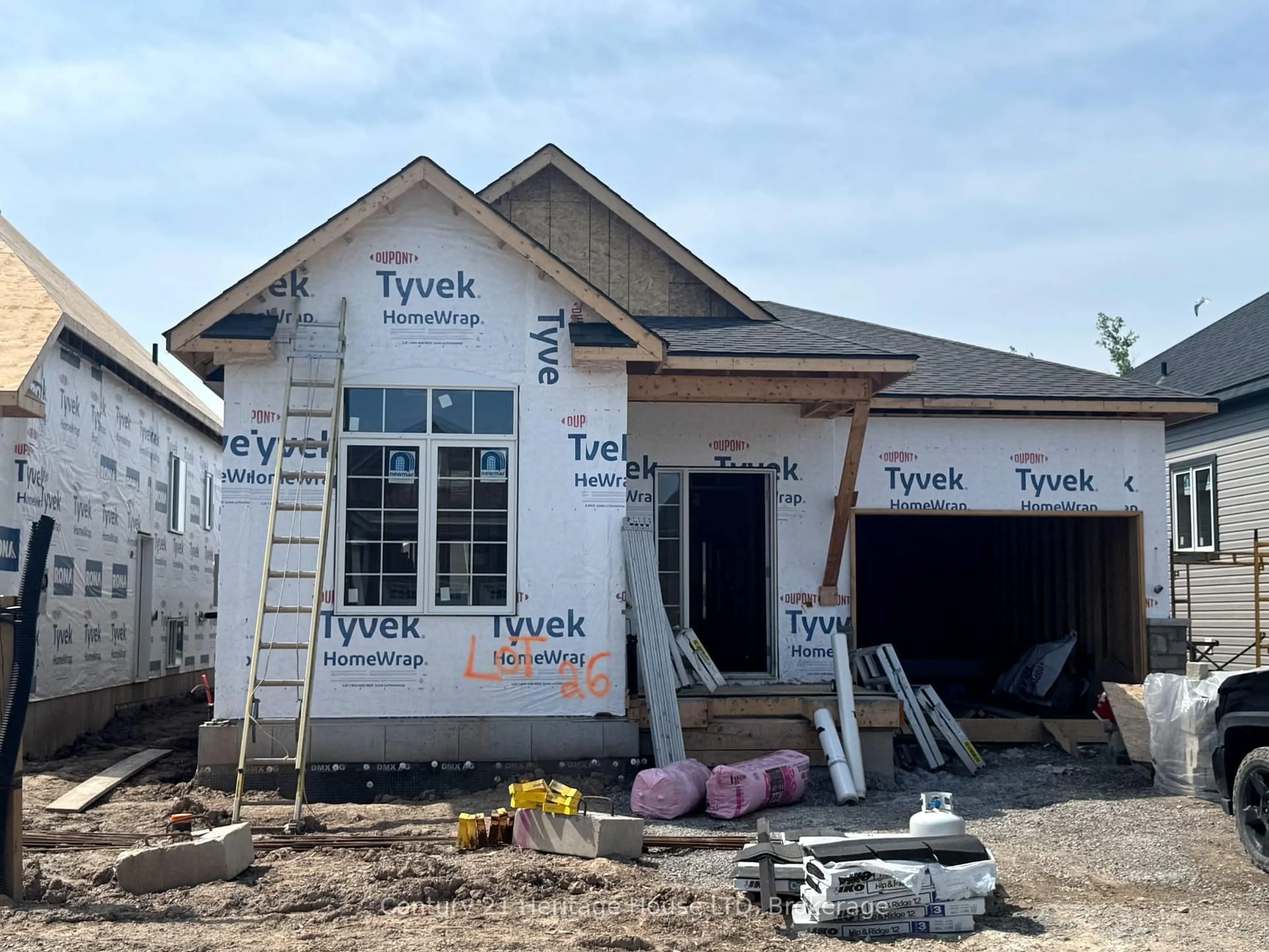 Home with vinyl exterior material, building for LOT 26 LOUISA St, Fort Erie Ontario L2A 6T6