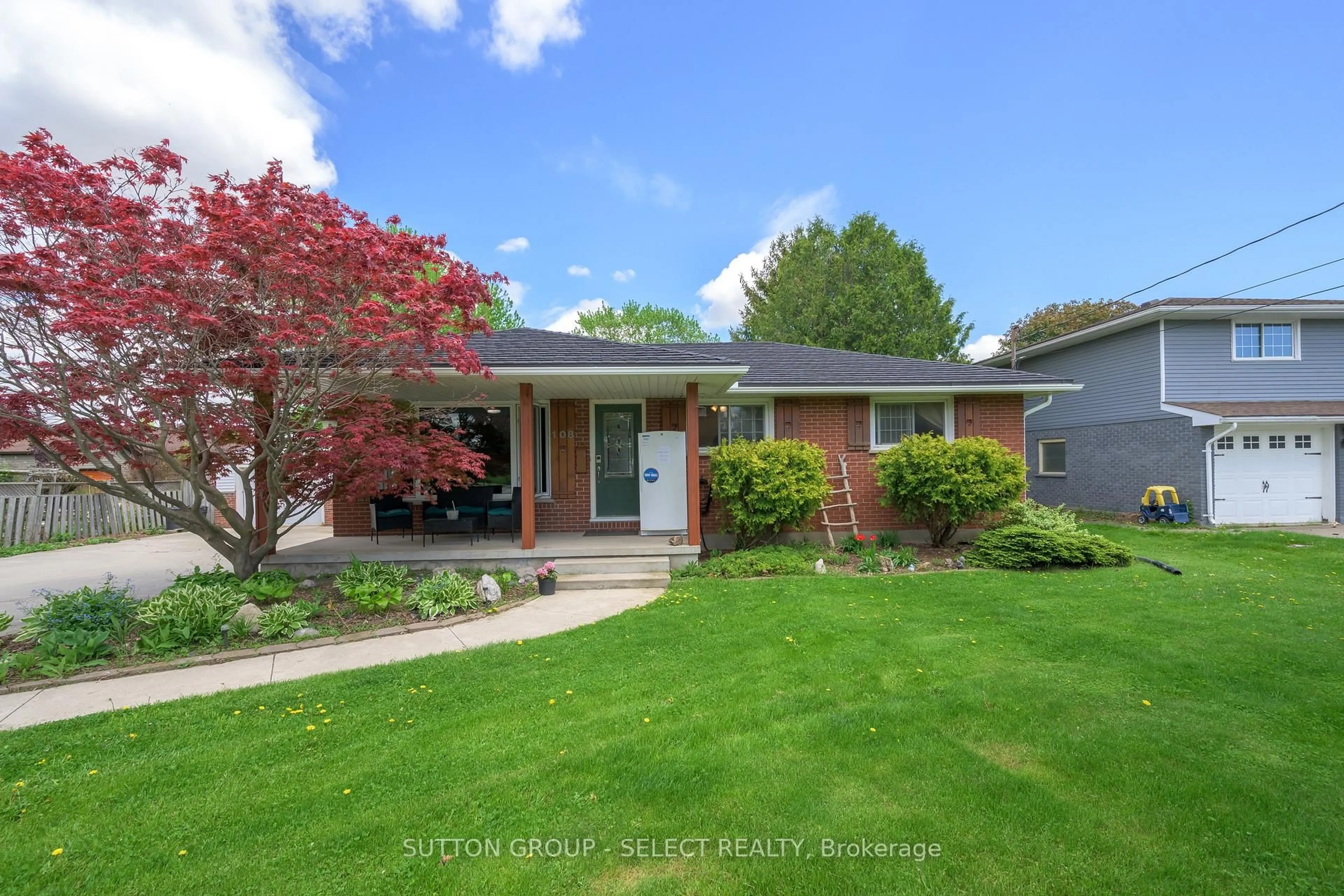 Home with brick exterior material, street for 108 Coulter Ave, St. Thomas Ontario N5R 5A7