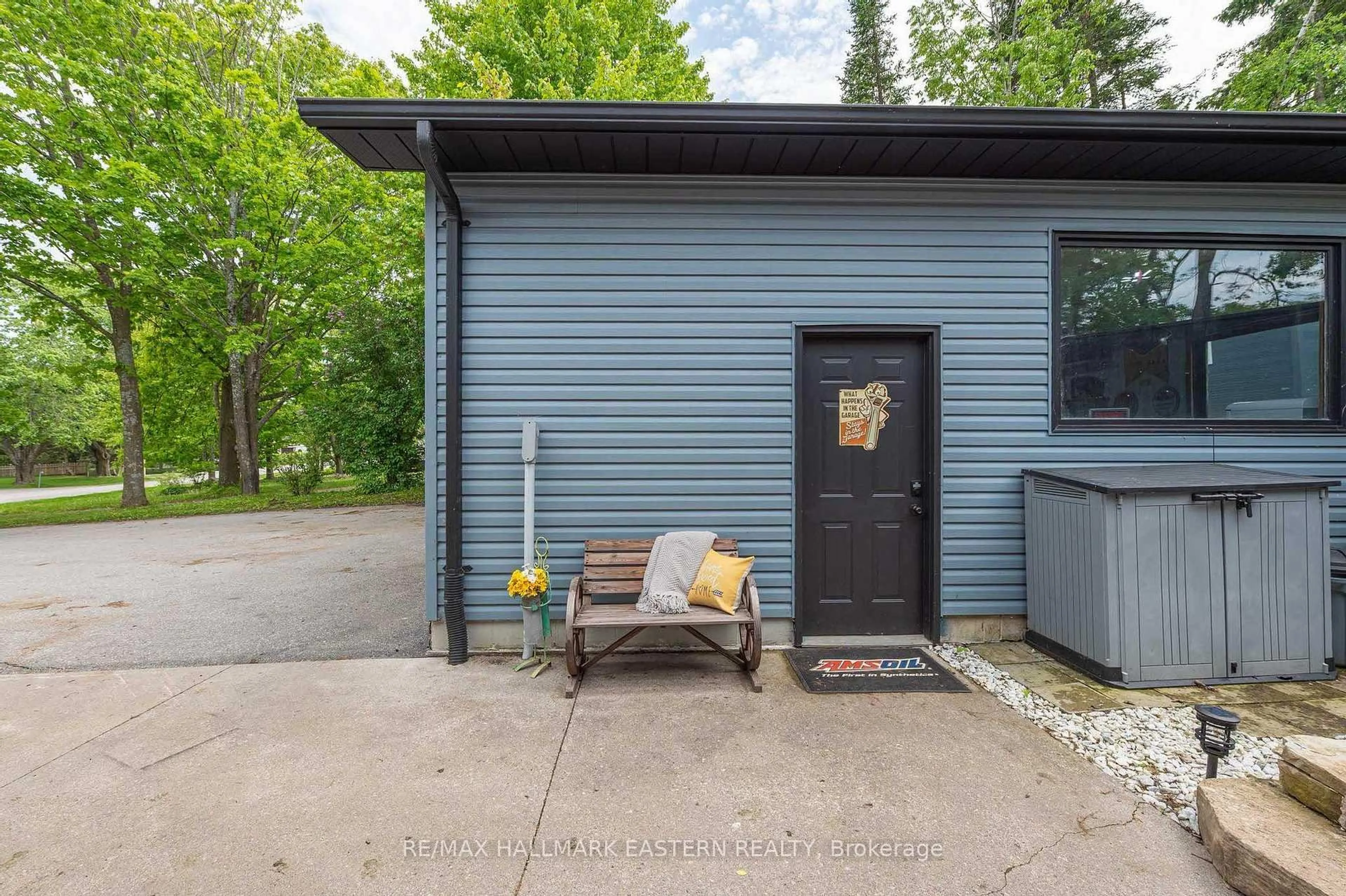 Unknown for 25 Lawrence St, Kawartha Lakes Ontario K9J 6X3