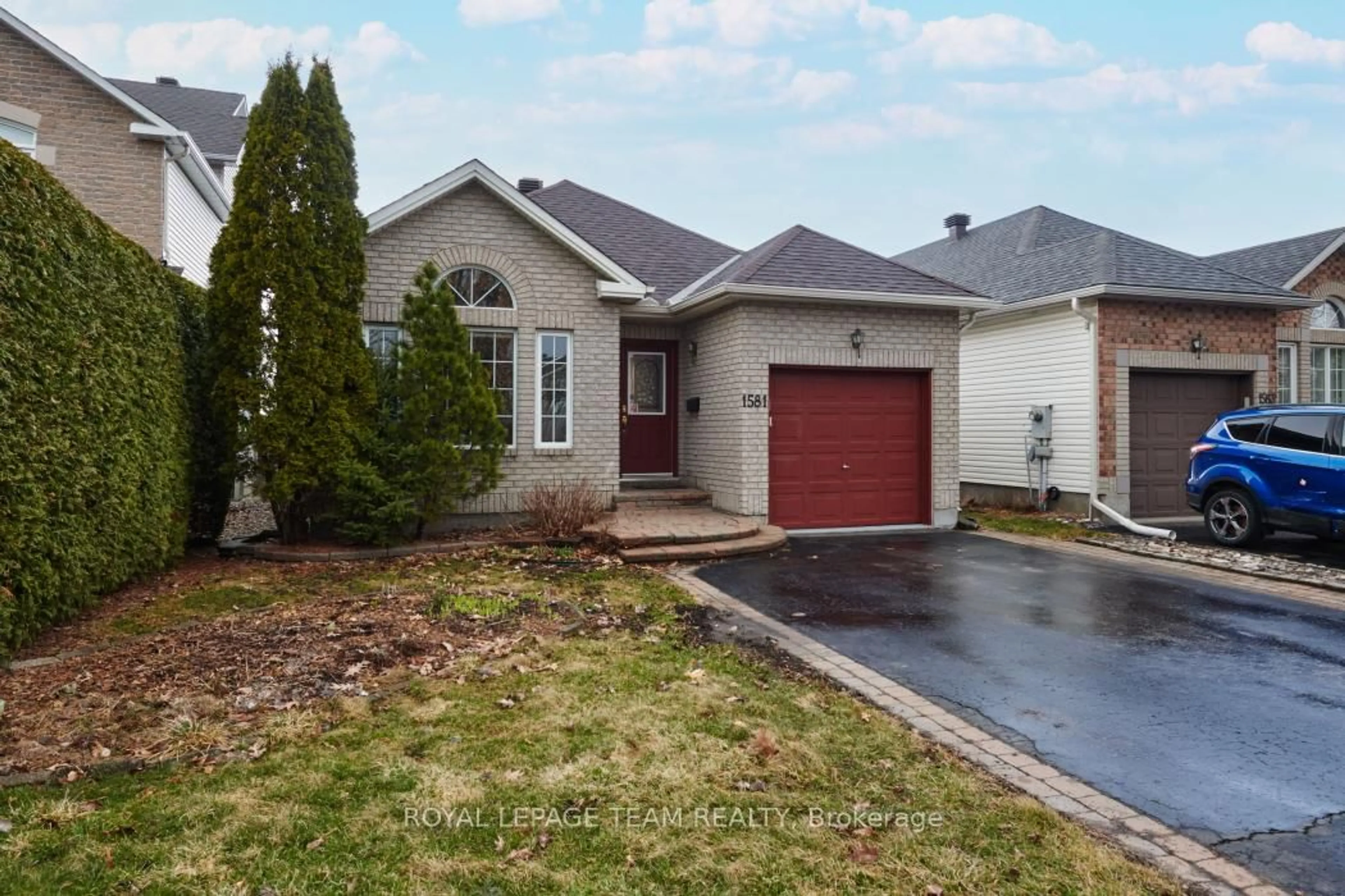 Home with brick exterior material, street for 1581 Belleterre St, Orleans Ontario K1C 7N5