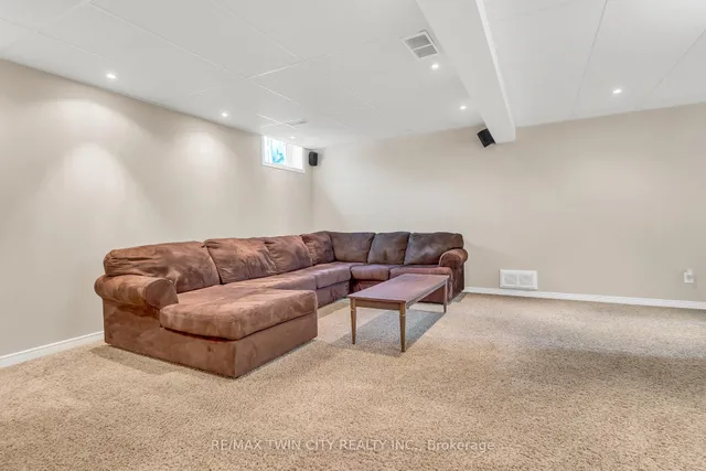Additional property image - 400 Wilson Ave Unit 31