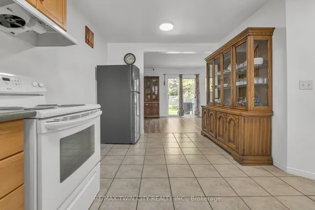 Additional property image - 400 Wilson Ave Unit 31
