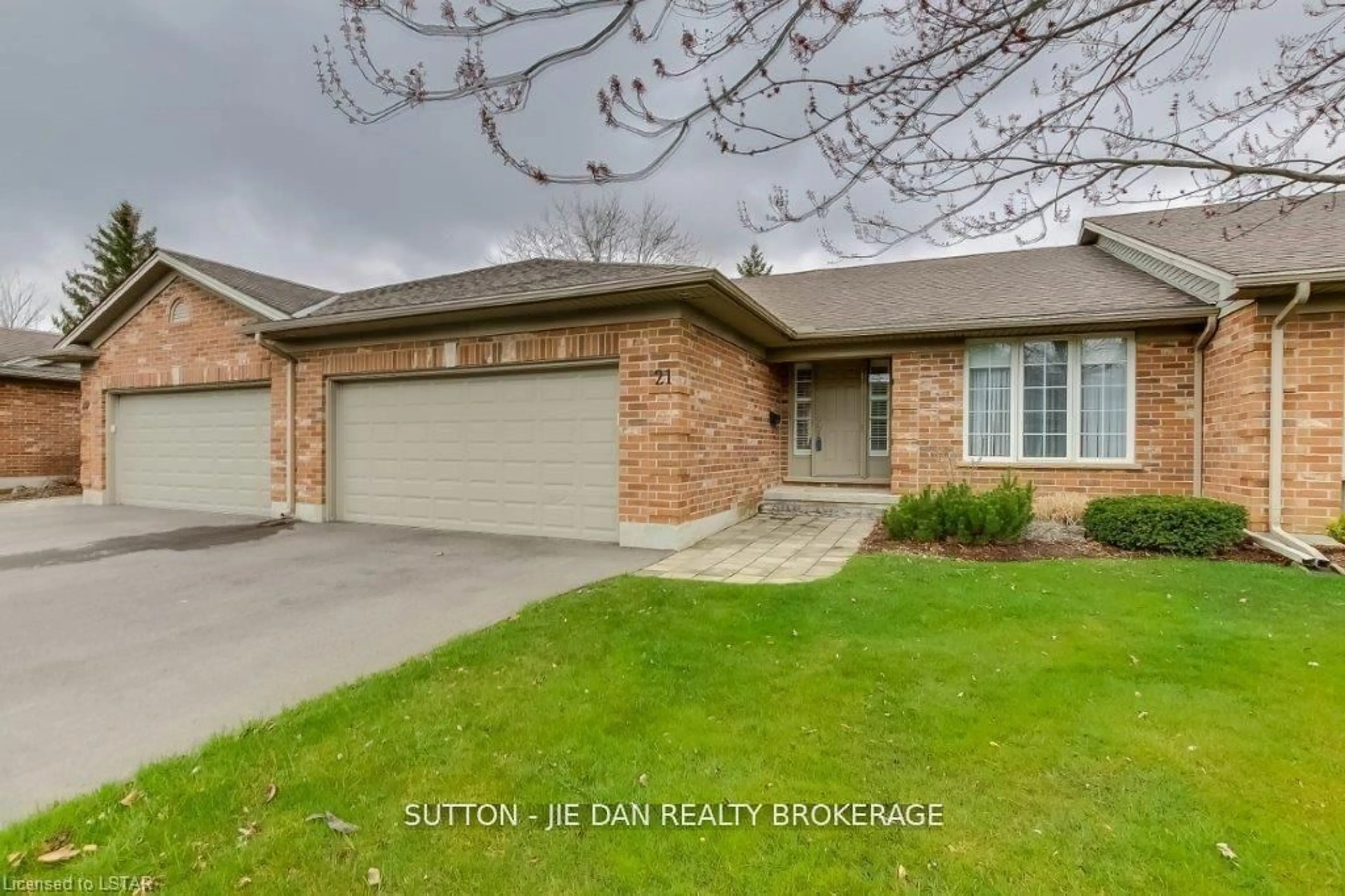Unknown for 1755 LOUISE Blvd #21, London North Ontario N6G 5G4