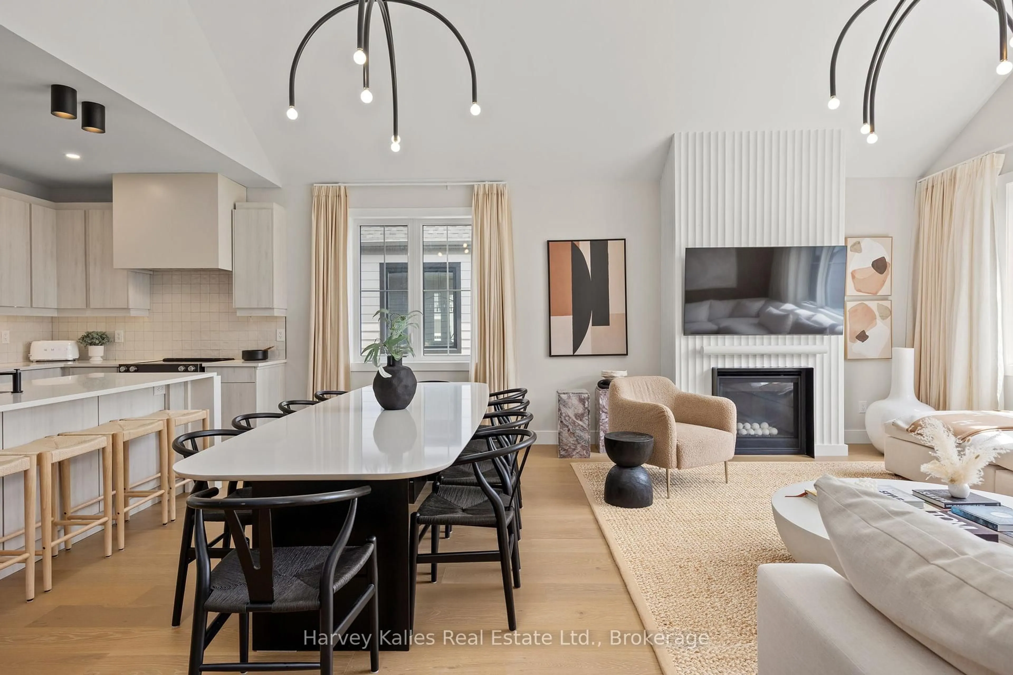 Open concept kitchen, unknown for 113 Black Willow Cres, Blue Mountains Ontario L9Y 5L8