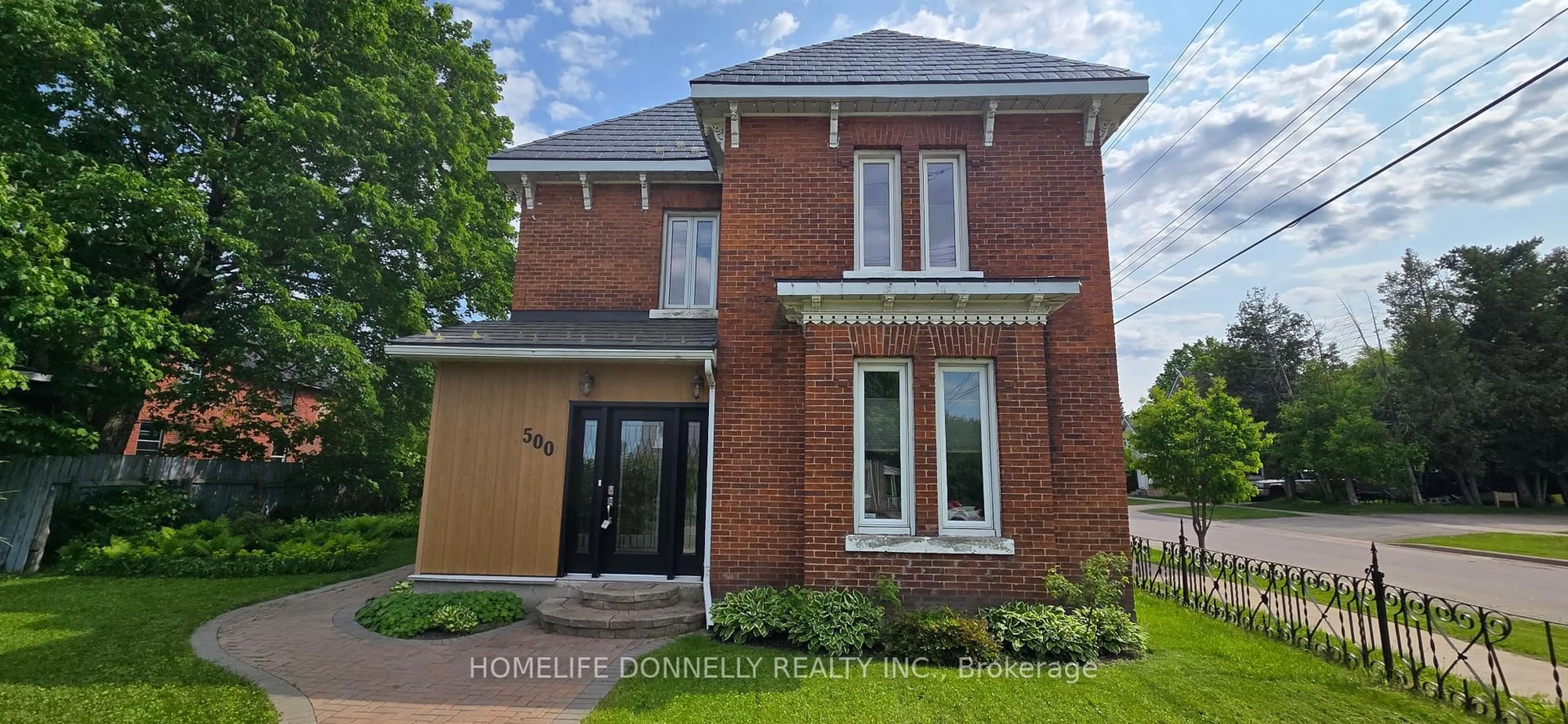 Home with brick exterior material, street for 500 Pembroke St, Pembroke Ontario K8A 5N9