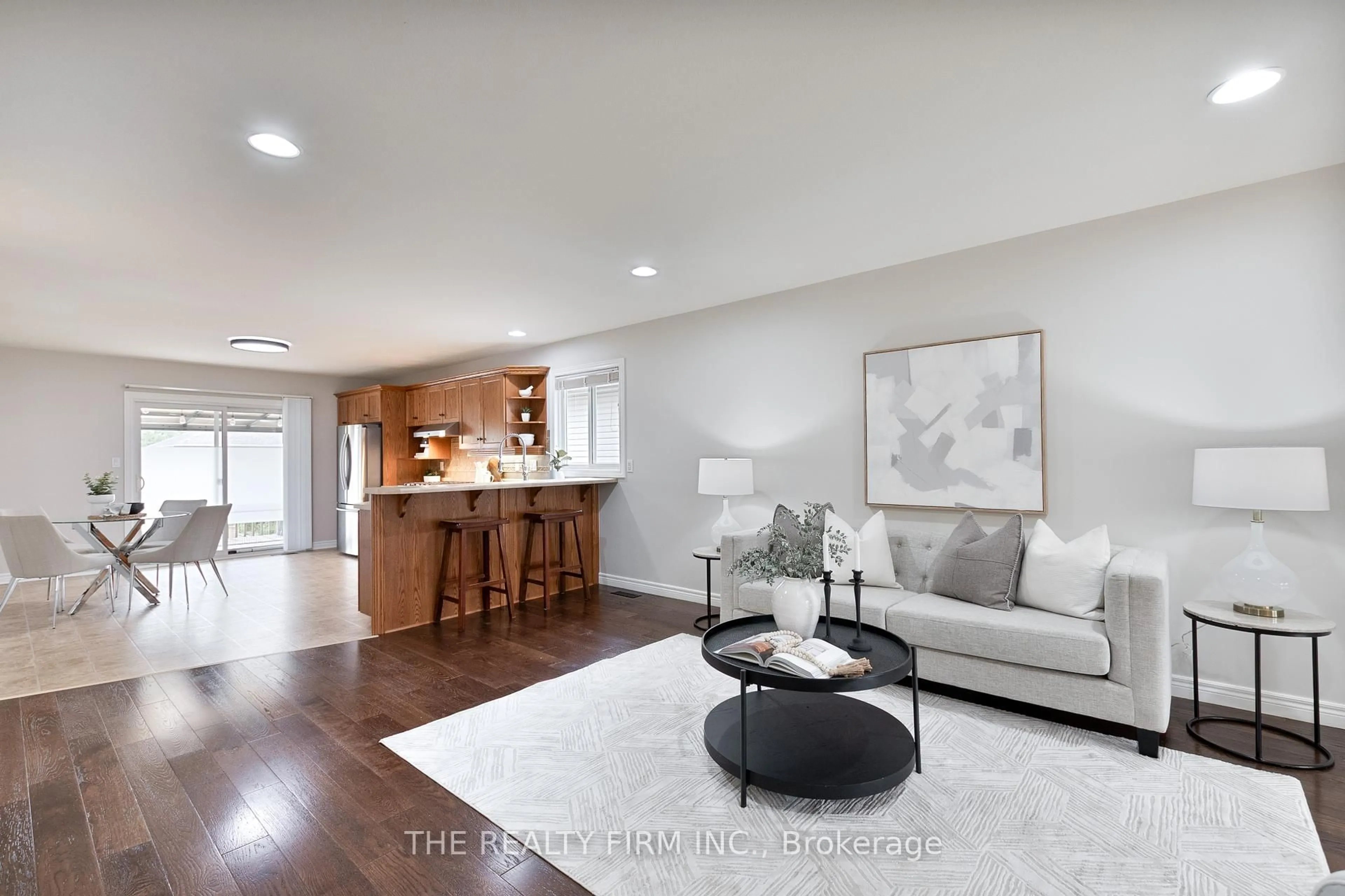 Living room with furniture, unknown for 73 Bridle Path, Strathroy Caradoc Ontario N7G 4K3