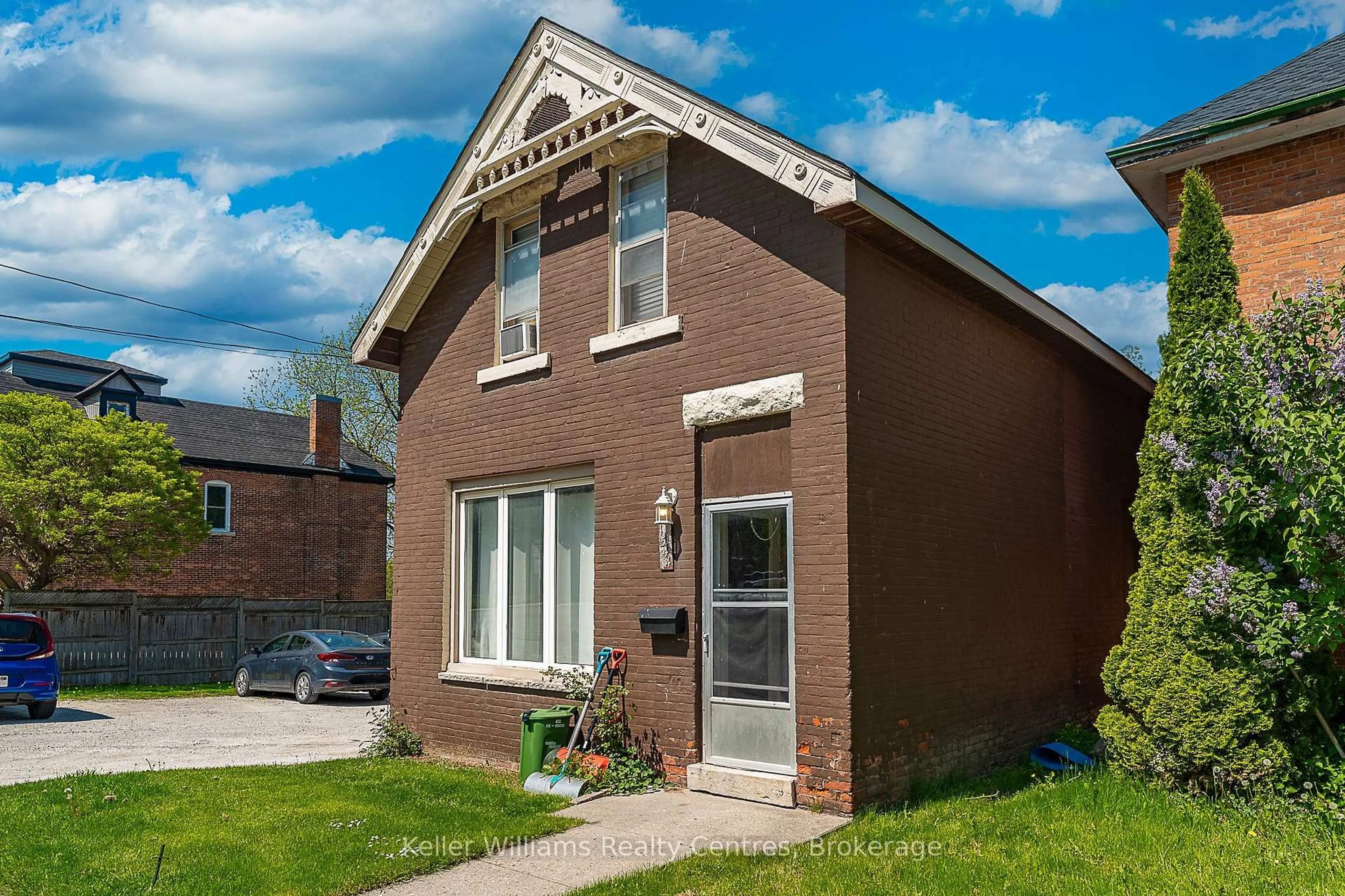 Home with brick exterior material, street for 1544 3rd Ave, Owen Sound Ontario N4K 2L9
