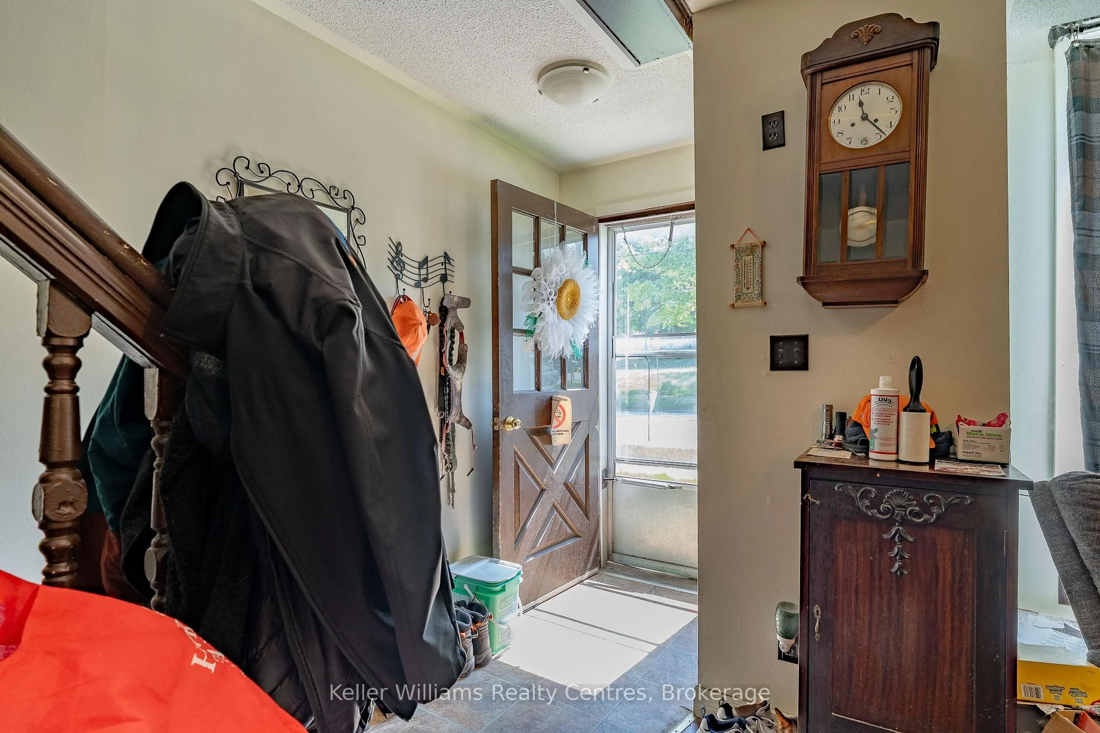 Unknown for 1544 3rd Ave, Owen Sound Ontario N4K 2L9