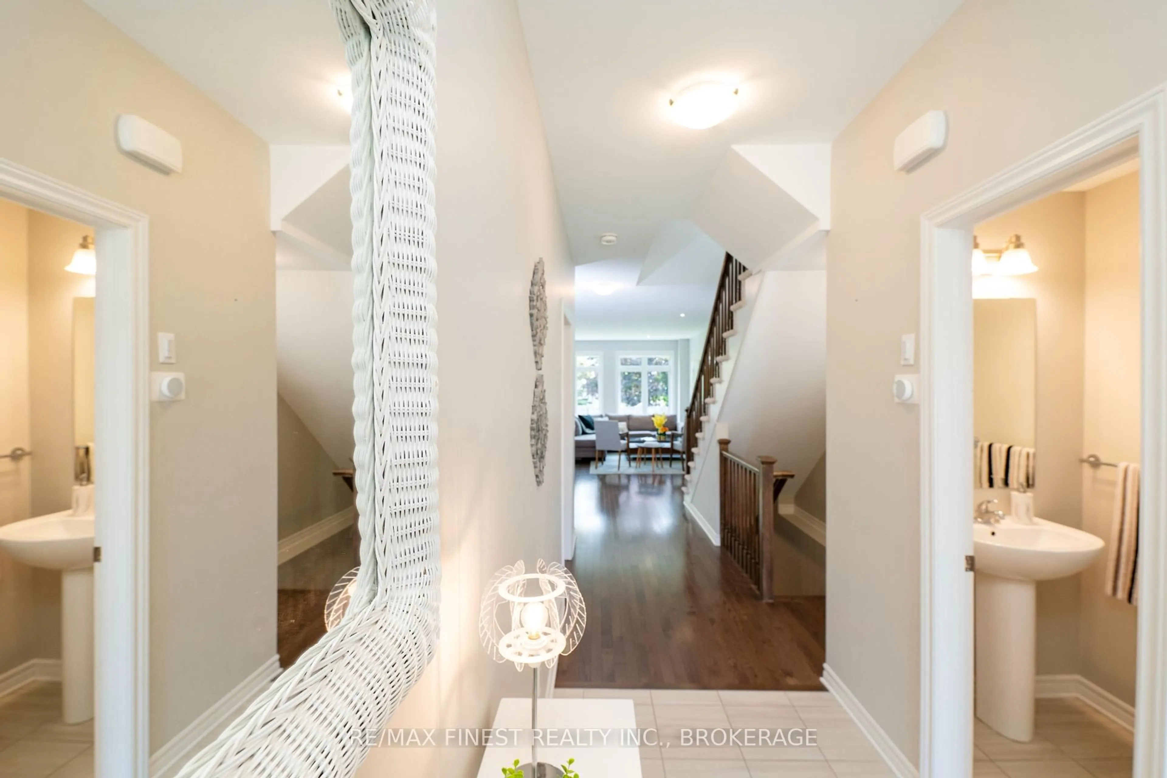 Unknown for 544 Savannah Crt, Kingston Ontario K7P 0L3