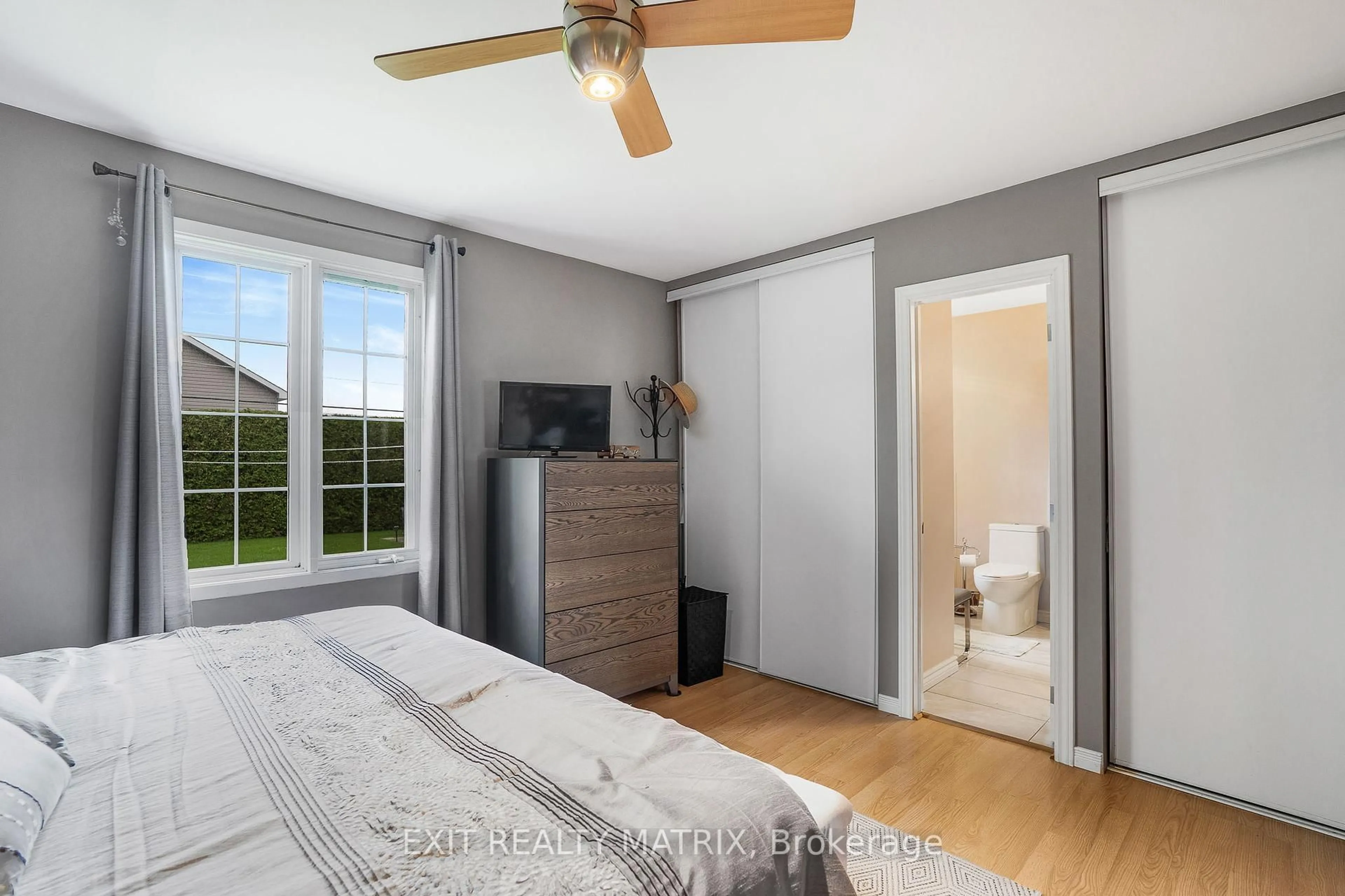 A pic of a room for 40 Laval Pl, Hawkesbury Ontario K6A 2V4