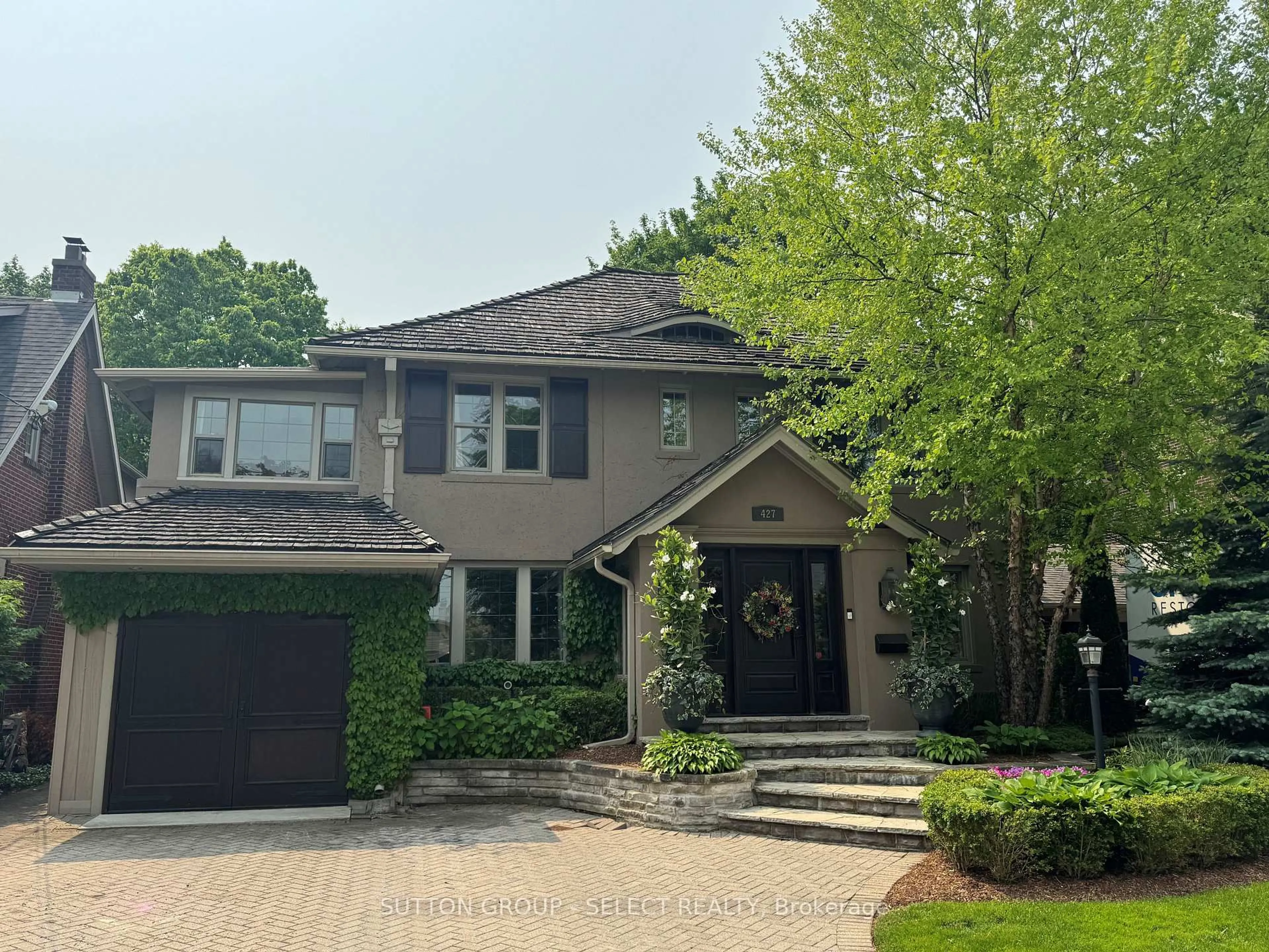 Home with brick exterior material, street for 427 Regent St, London East Ontario N5Y 4H1