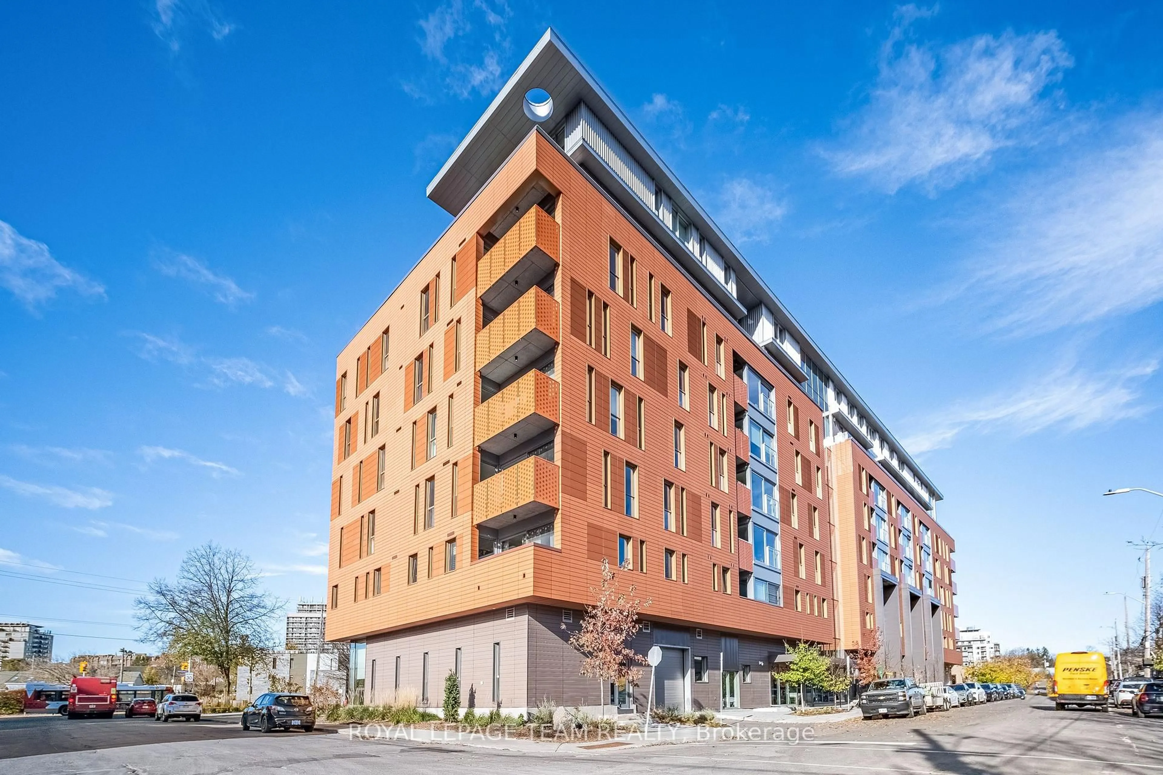 Patio, building for 135 Barrette St #504, Ottawa Ontario K1L 7Z9