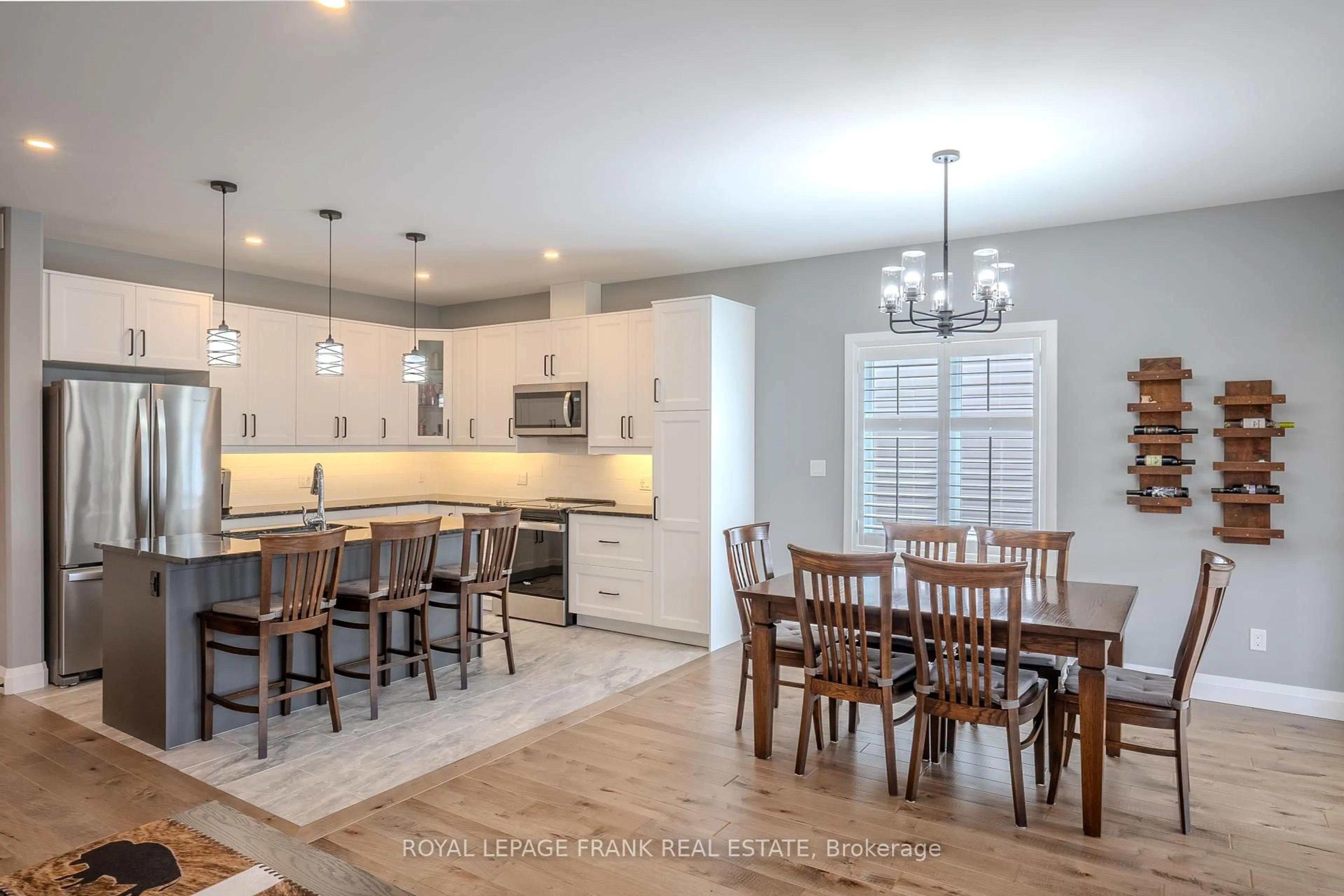 Open concept kitchen, unknown for 44 Birch Cres, Kawartha Lakes Ontario K0M 1A0