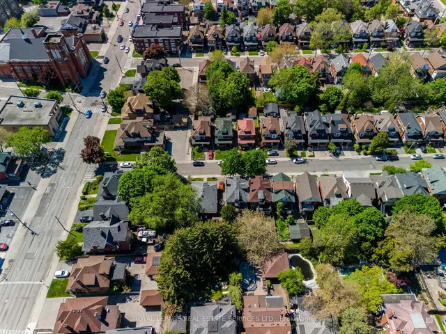 Additional image 38 of 115 Spadina Ave