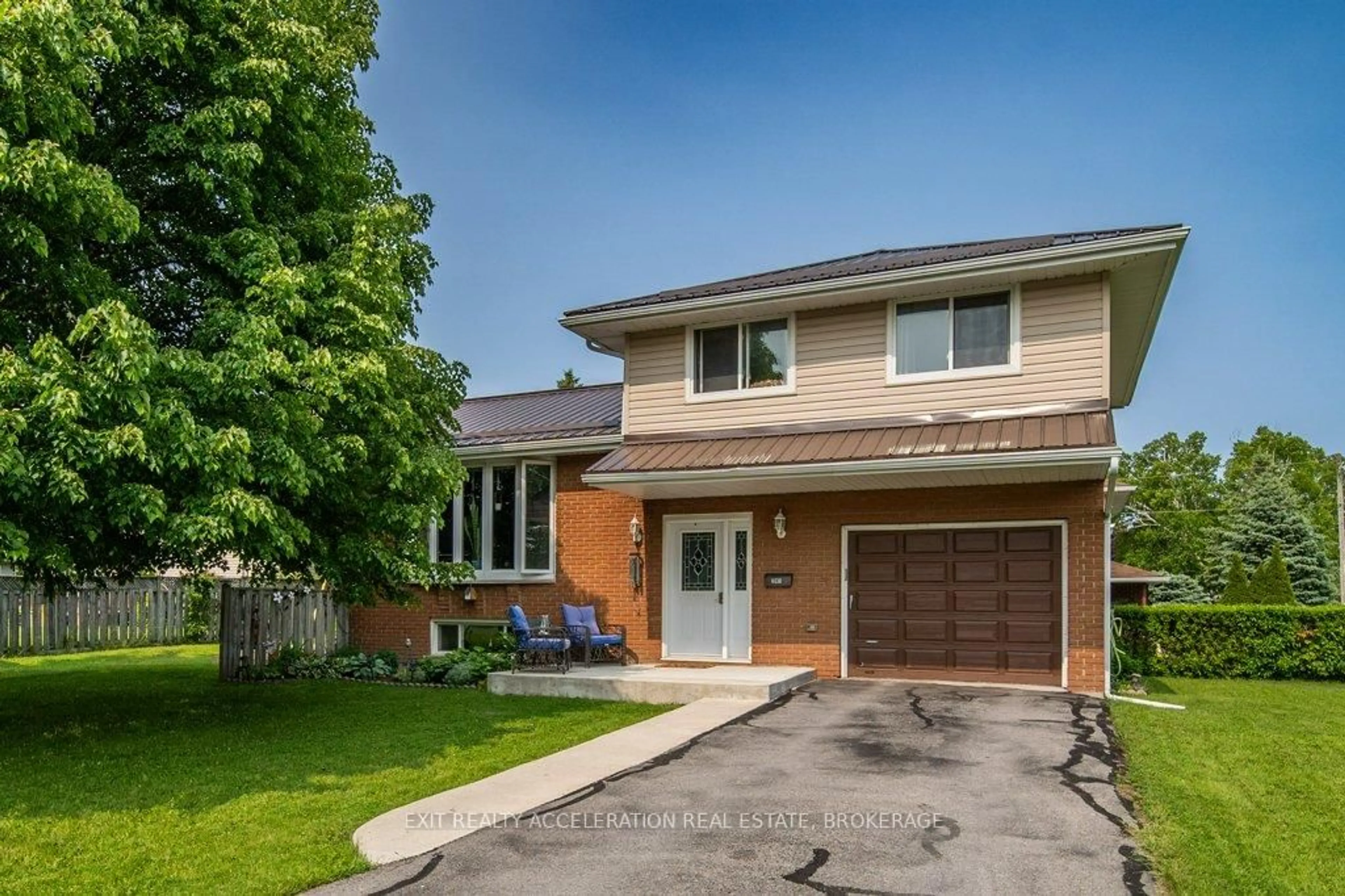 Unknown for 241 Smart Cres, Greater Napanee Ontario K7R 1G3