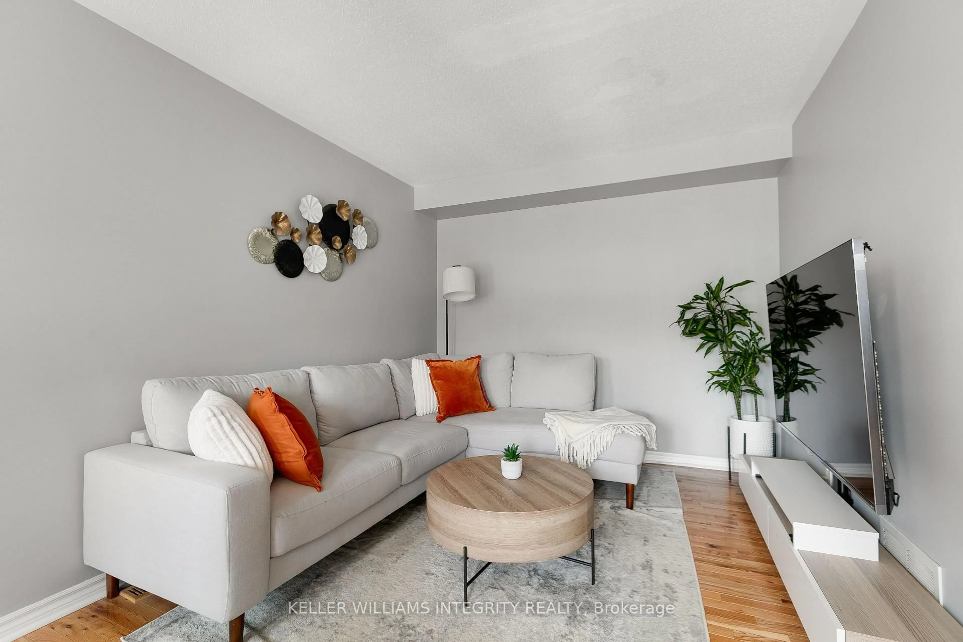Living room with furniture, unknown for 2555 Waterlilly Way, Ottawa Ontario K2J 0K6