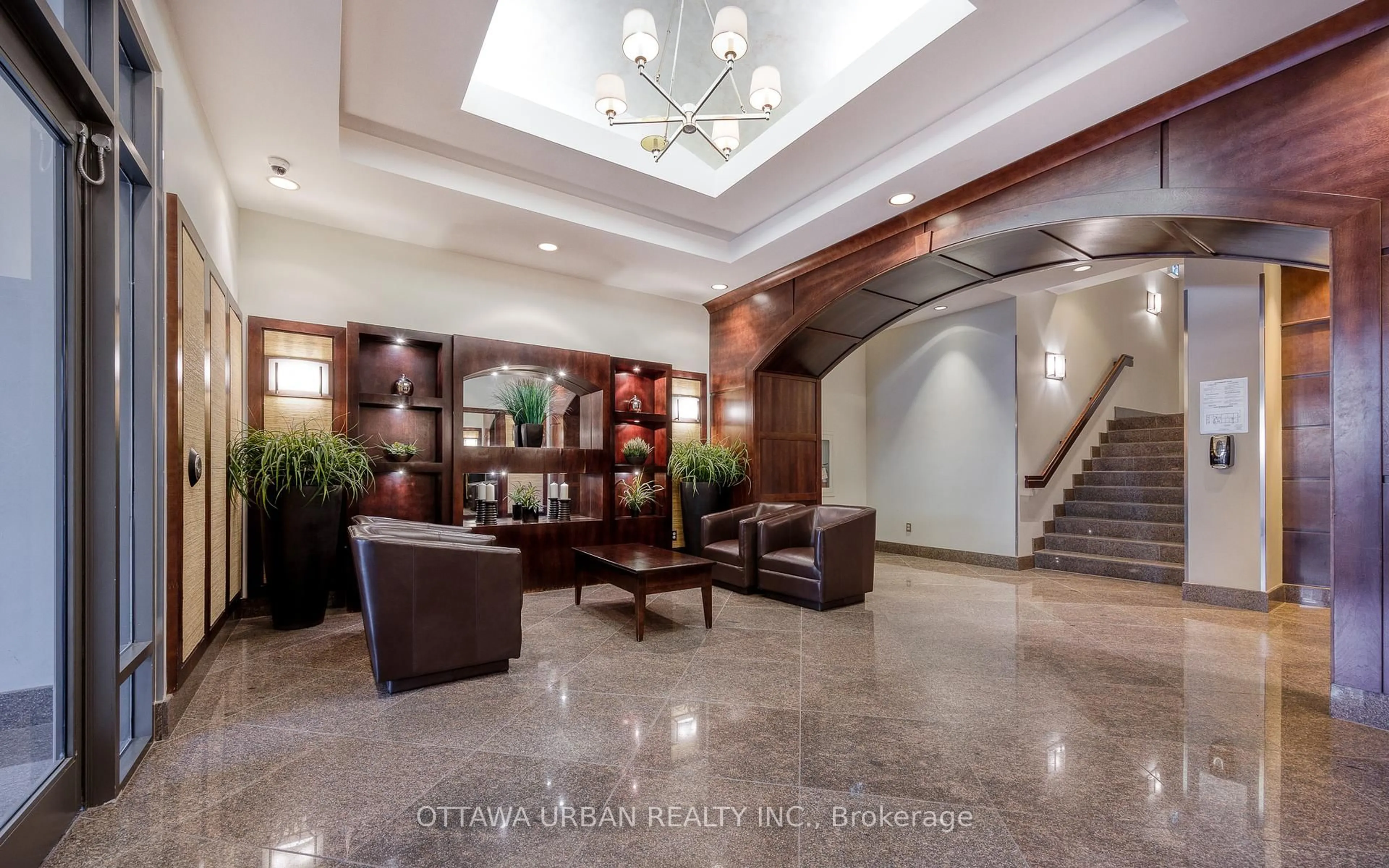 Lobby for 200 Besserer St #1110, Ottawa Ontario K1N 0A7