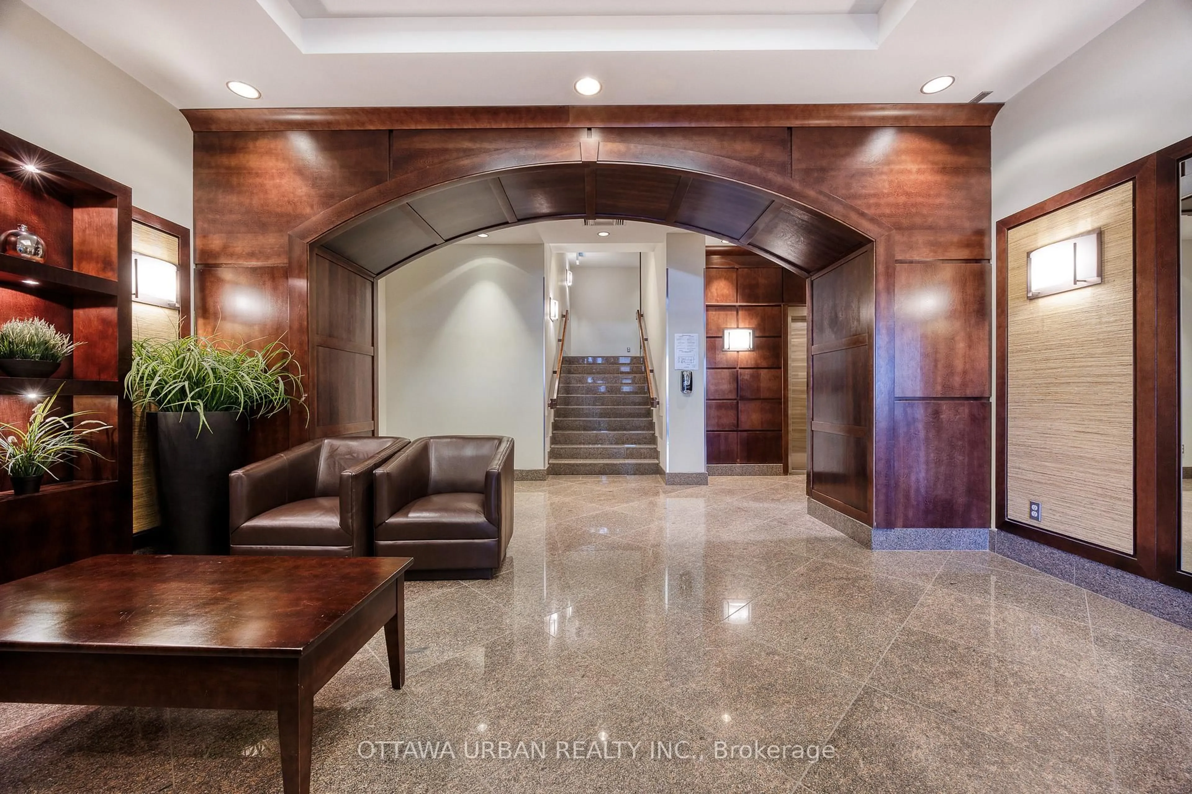 Lobby for 200 Besserer St #1110, Ottawa Ontario K1N 0A7