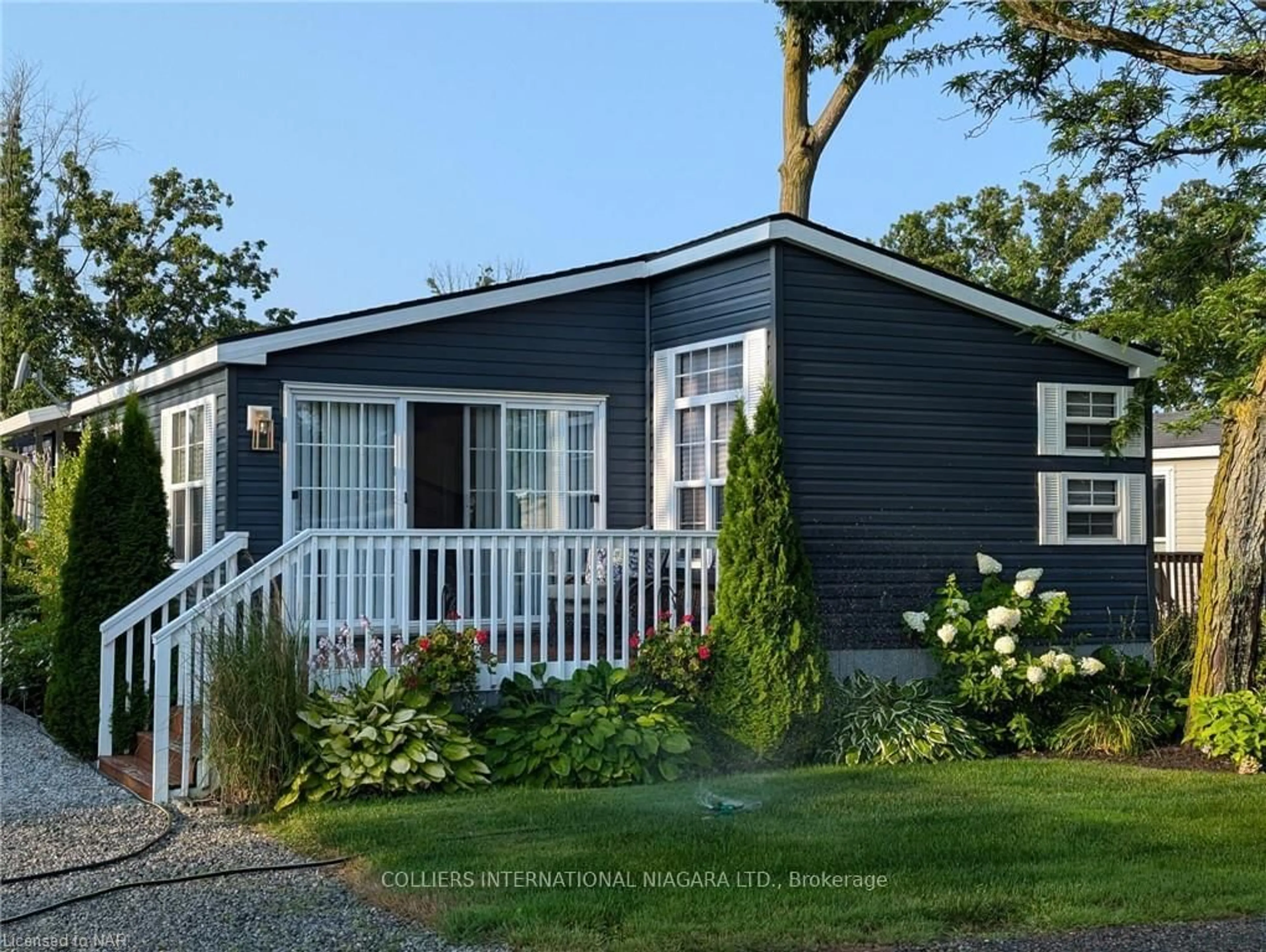 Home with vinyl exterior material, street for 1501 Line 8 Rd #351, Niagara-on-the-Lake Ontario L0S 1L0