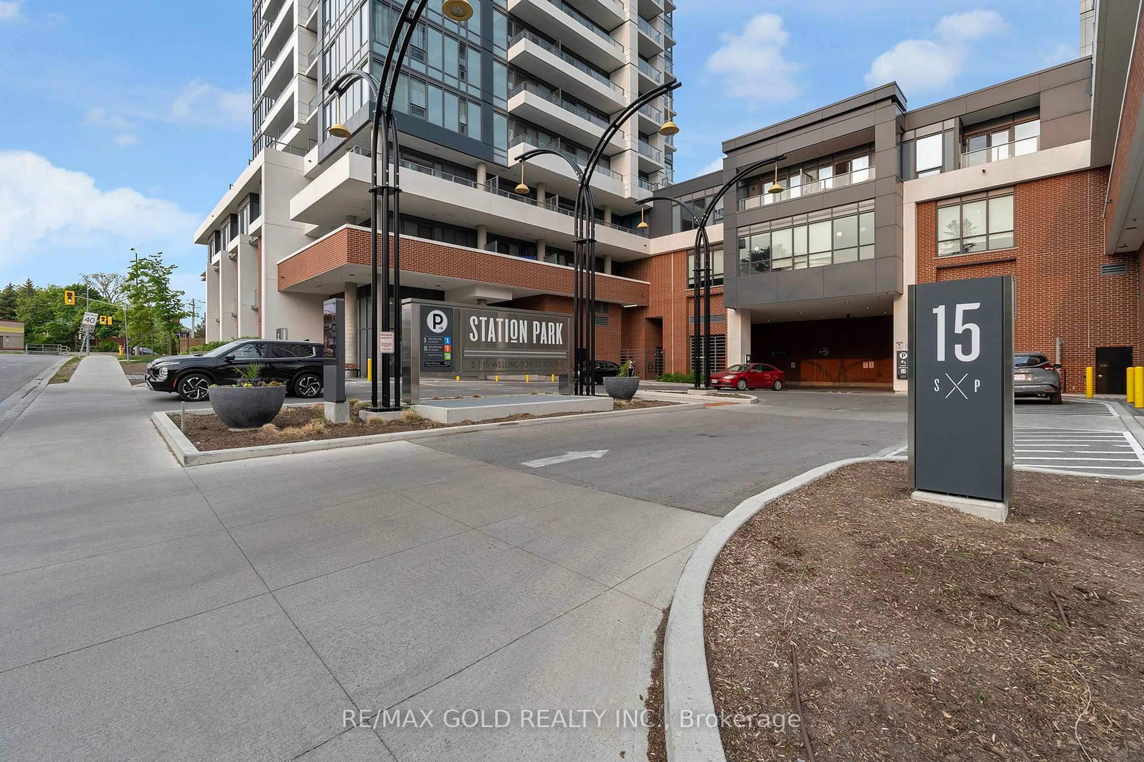Unknown for 15 Wellington St #711, Kitchener Ontario N2G 0E4